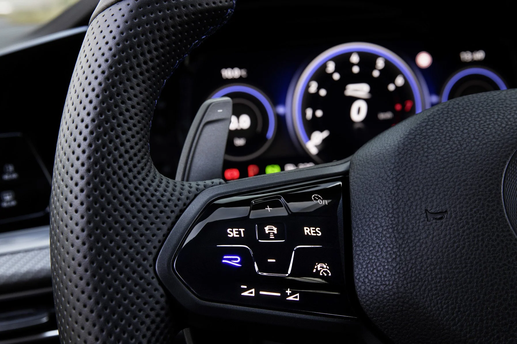 Hot shoe Golf slides into market – with drift option for early adapters