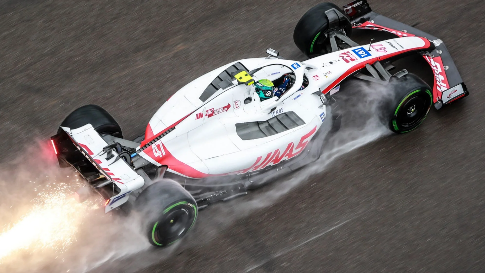 Podholic: Beyond the F1 grid