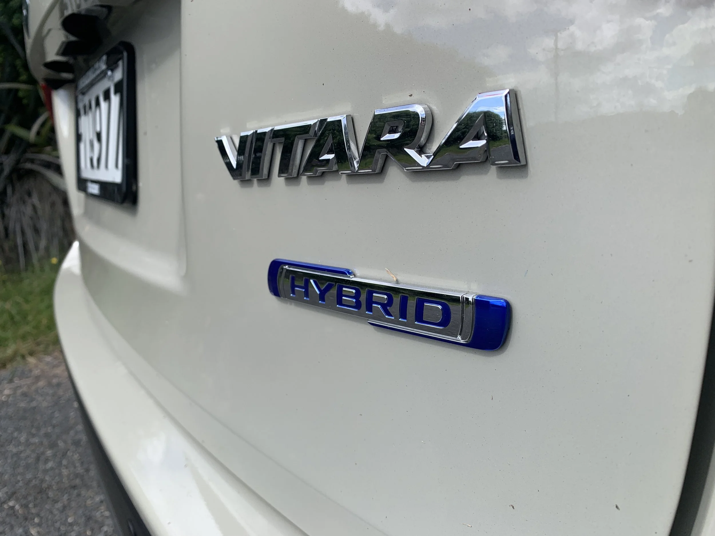 Suzuki Vitara hybrid first drive: Sparking up an old stager