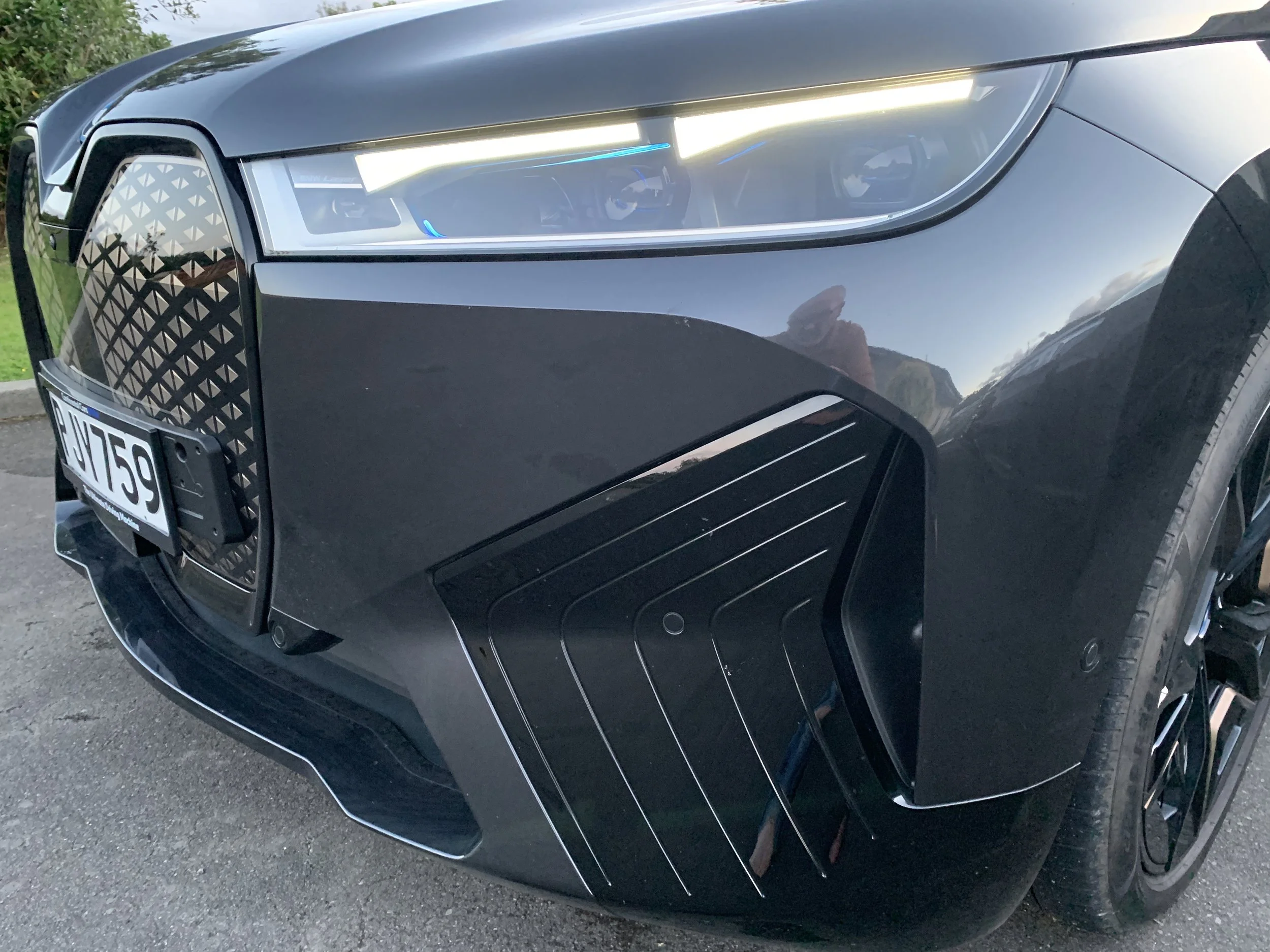 BMW iX M60 roadtest review: Smash palace 