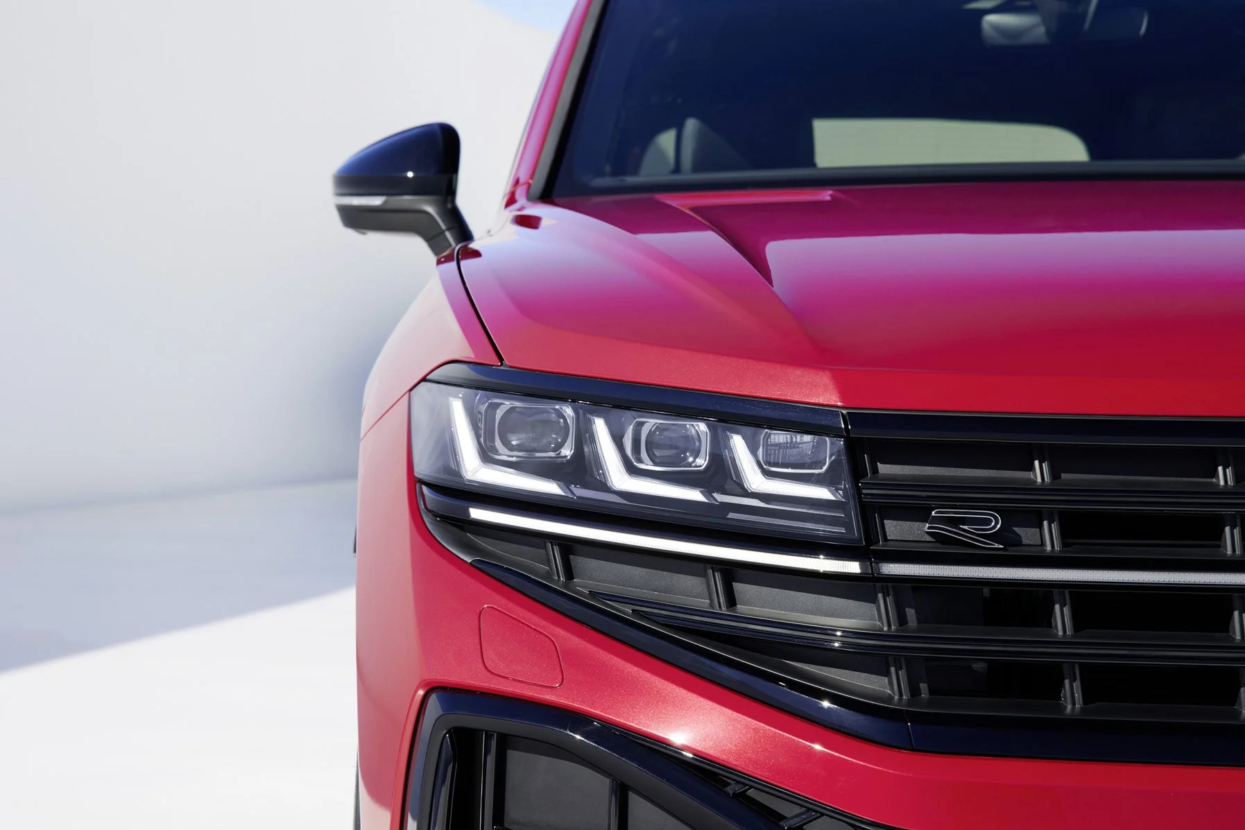 Top Touareg coming with R sizzle