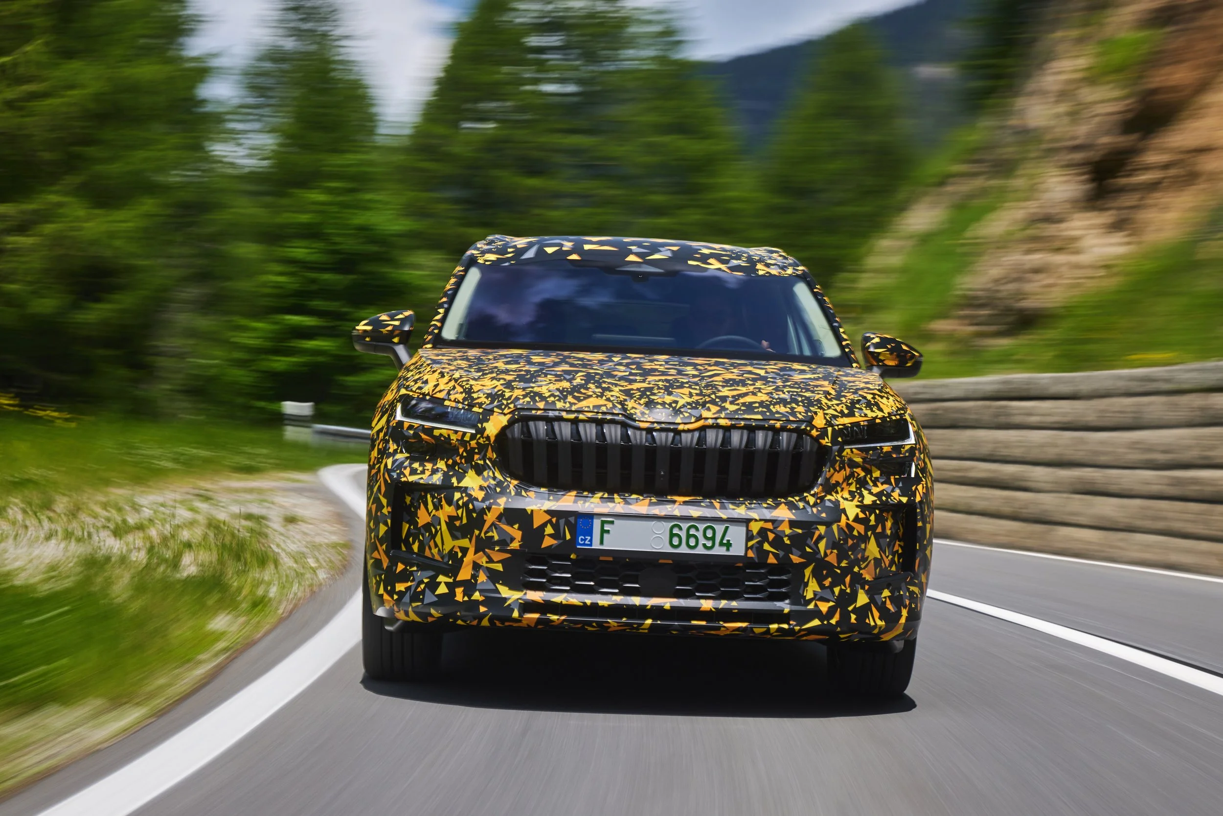 Next Kodiaq joins battery charge
