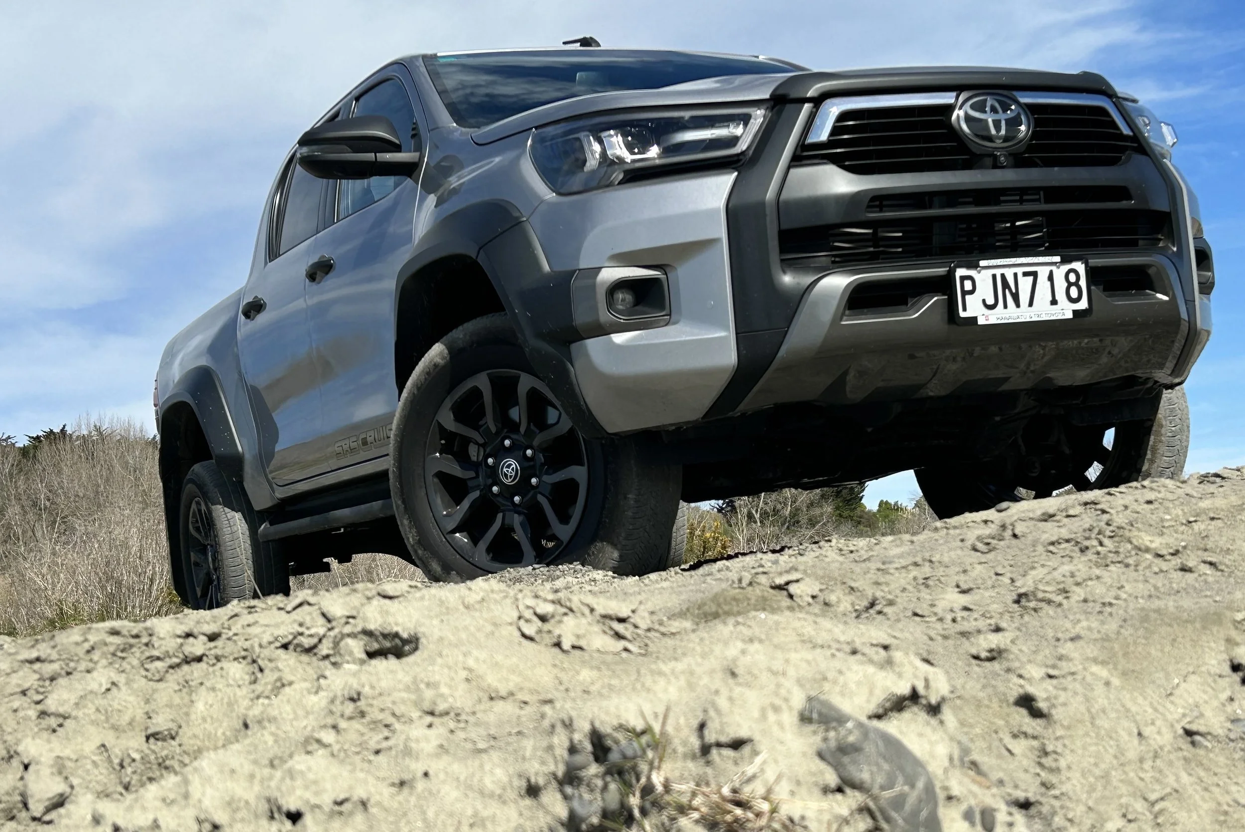 Car industry calls out ‘gas guzzler’ report