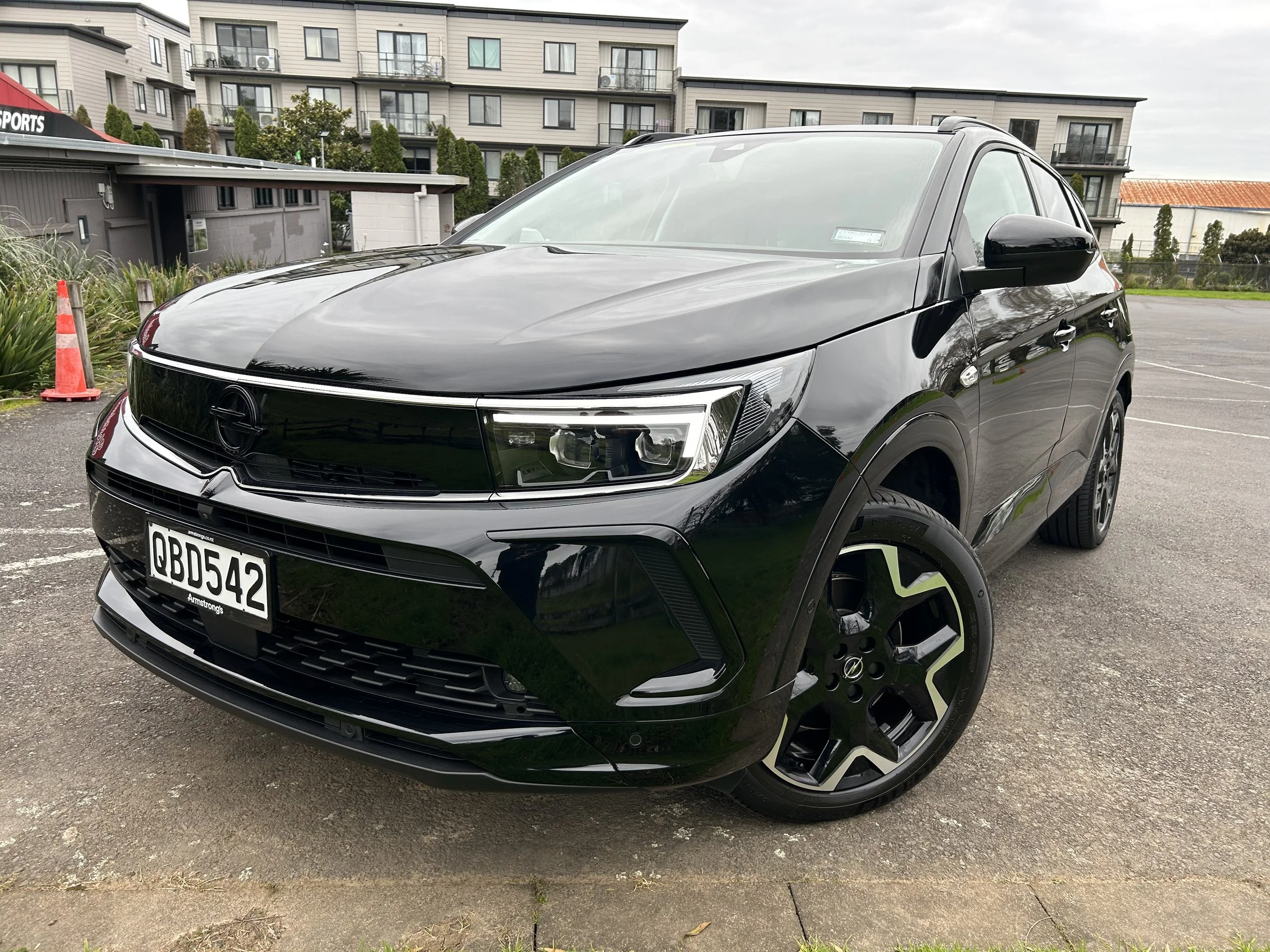 Plug pulled on Opel PHEV - no rebate, no point