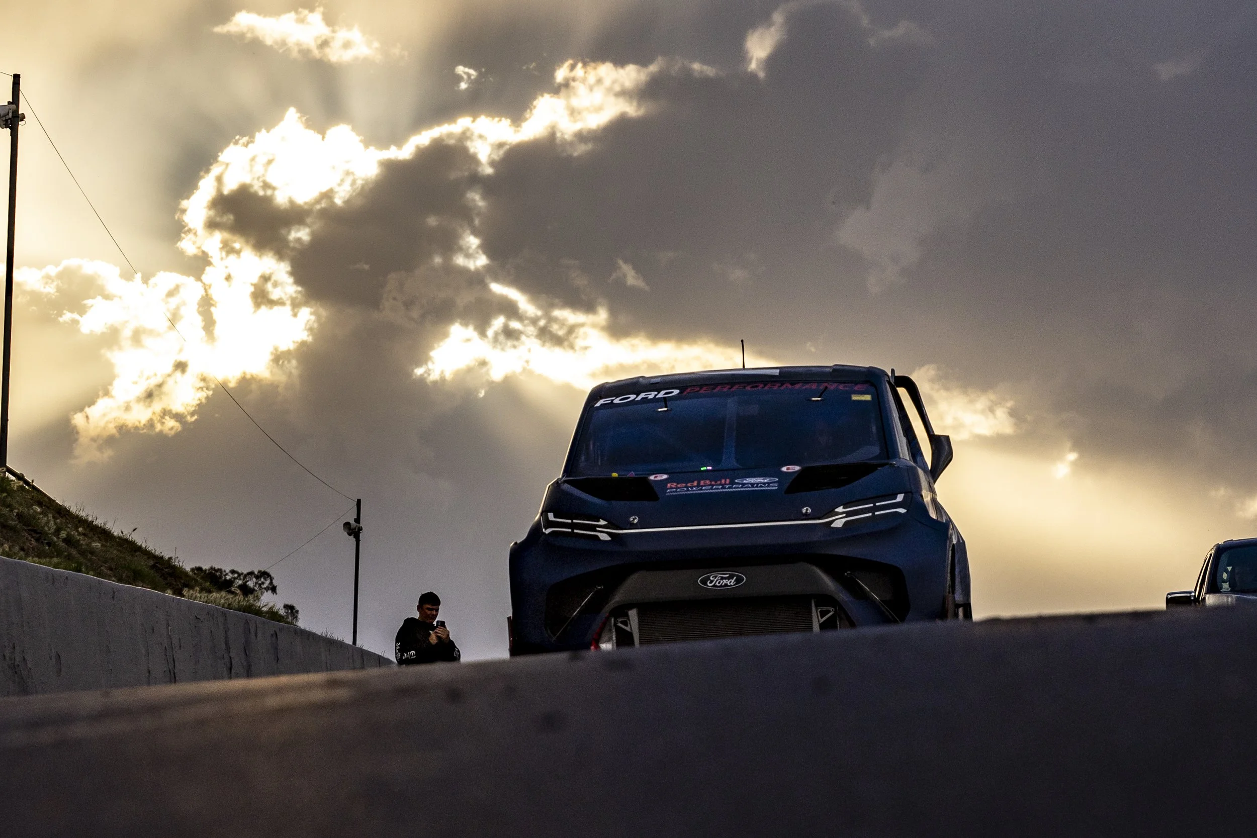 Special delivery on Mount Panorama