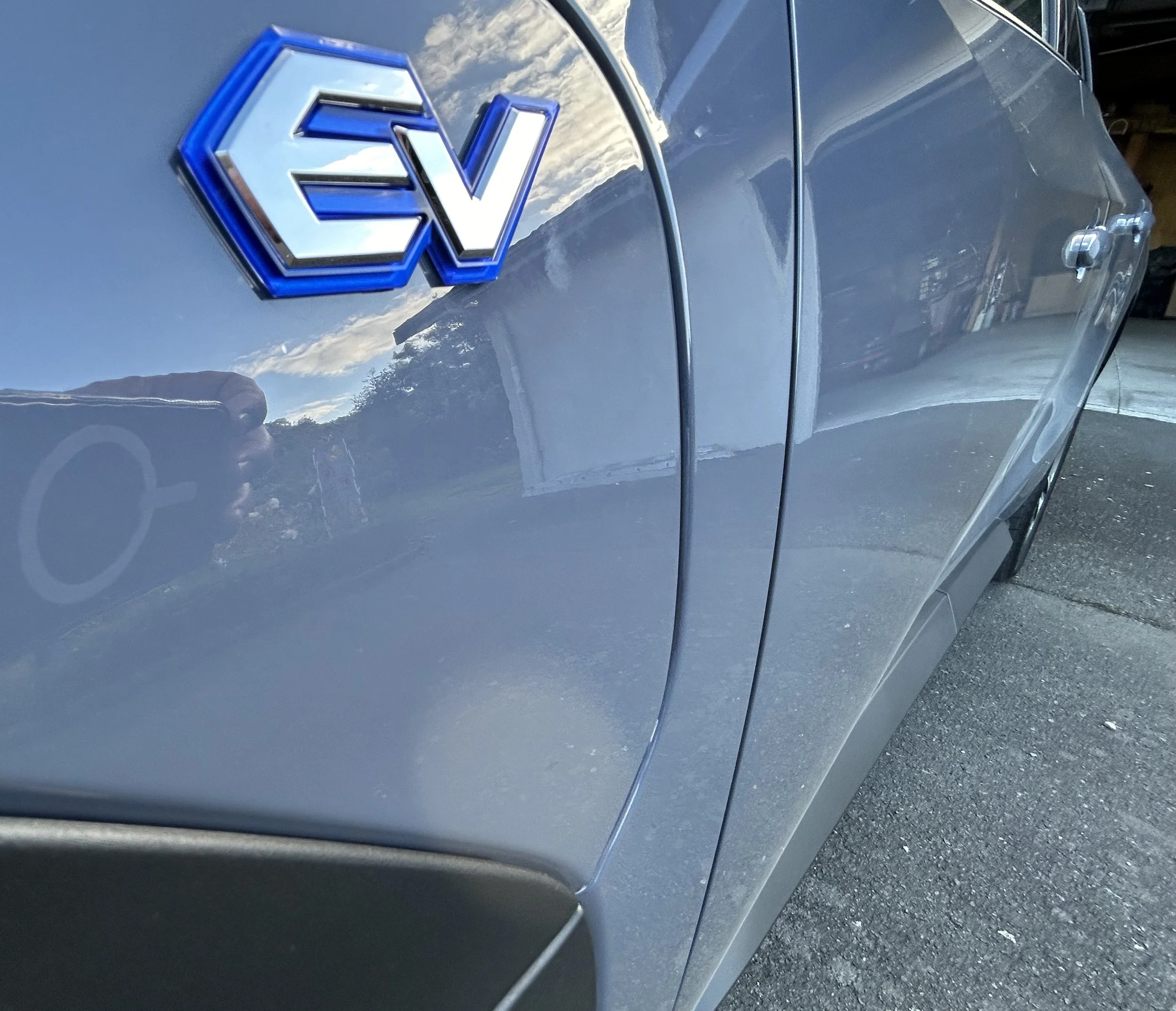 Third dark month for car industry