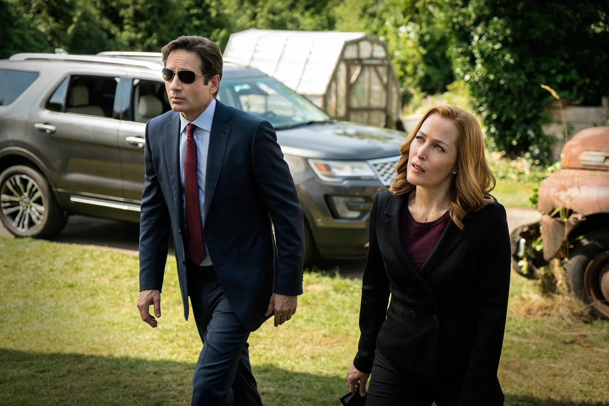 Podholic: The one about Mulder, Scully and the Ford Taurus
