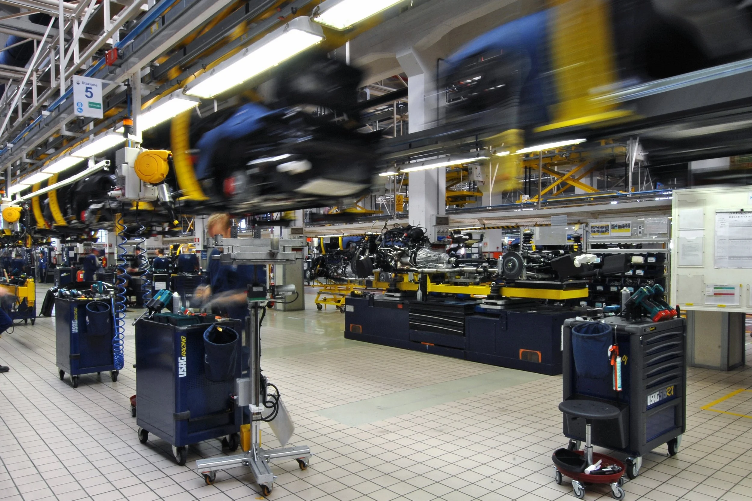NZ car distributors mulling US tariff action