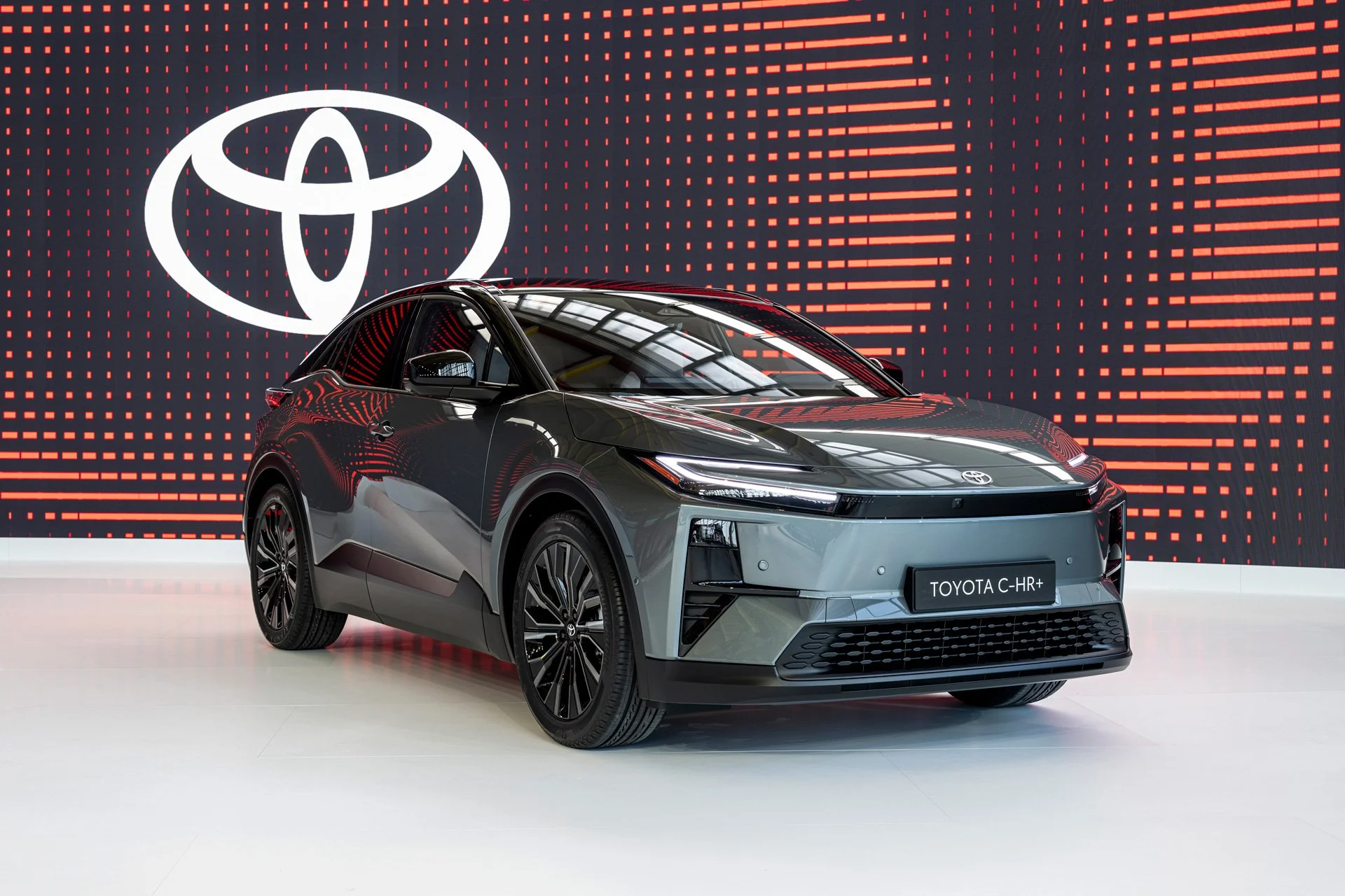 C-HR goes full electric, extra zap for bZ4X