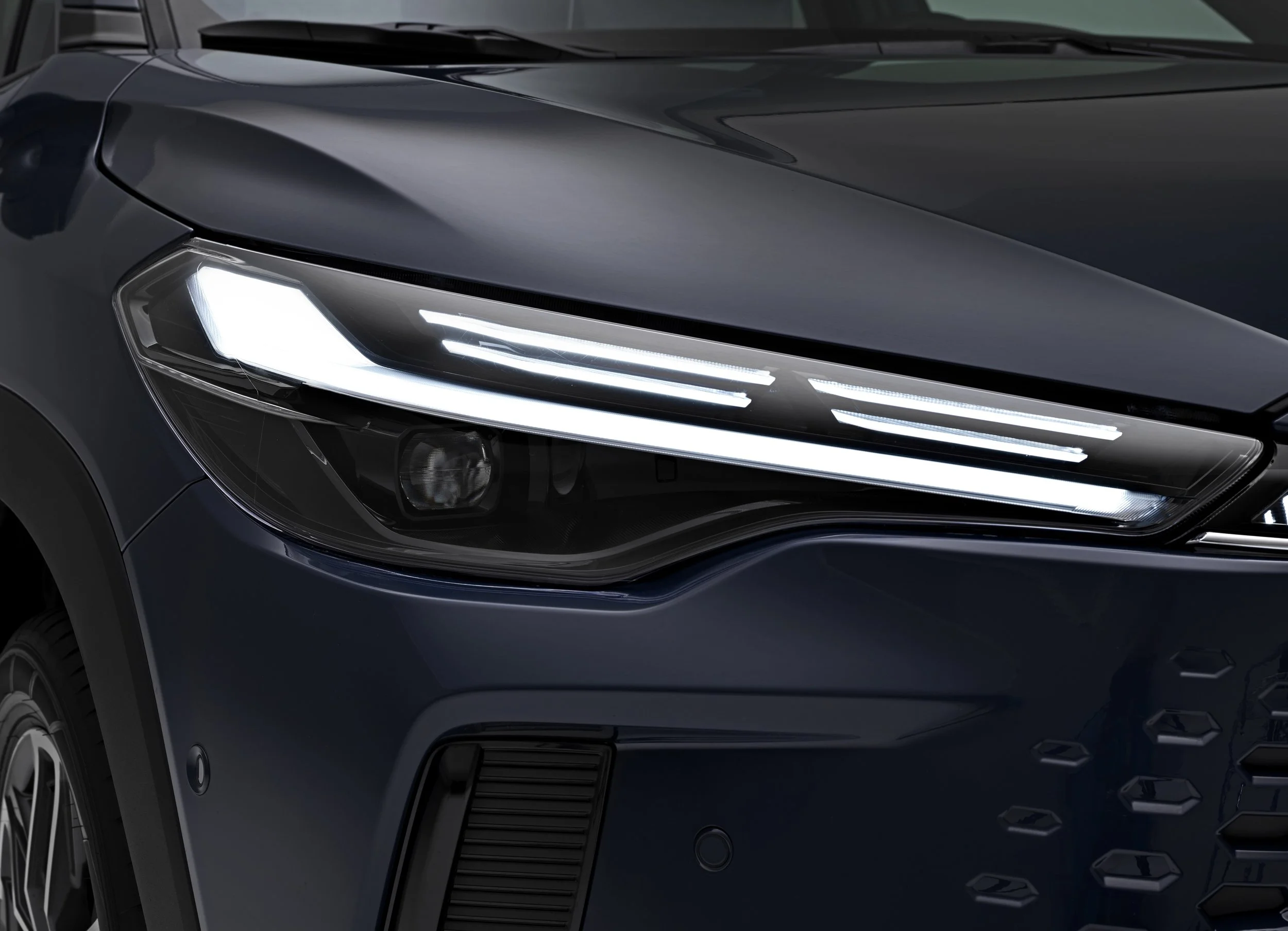 Fresh look for Corolla Cross, GR Sport added
