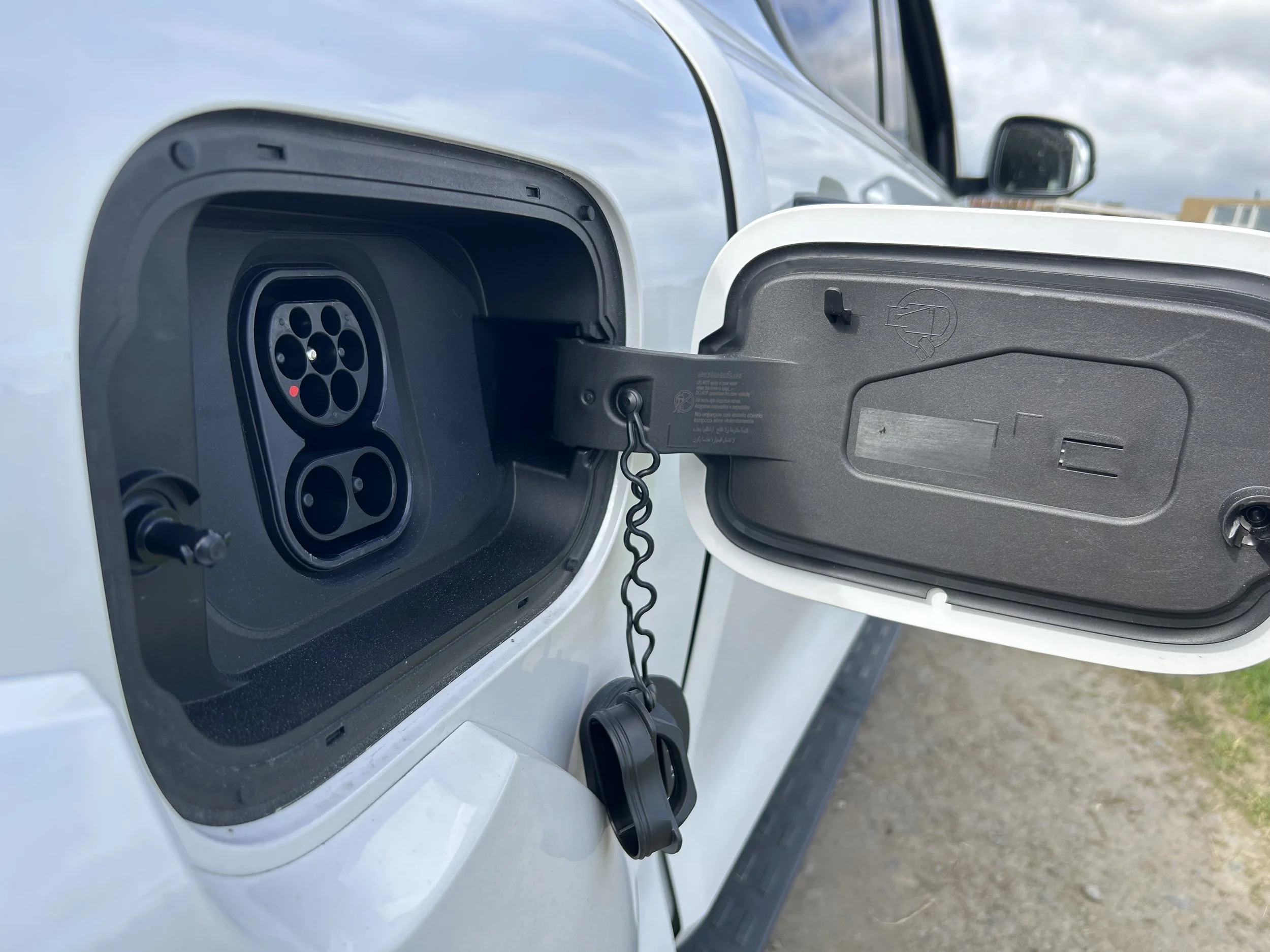 CO2 aspiration stymied by electric disinterest