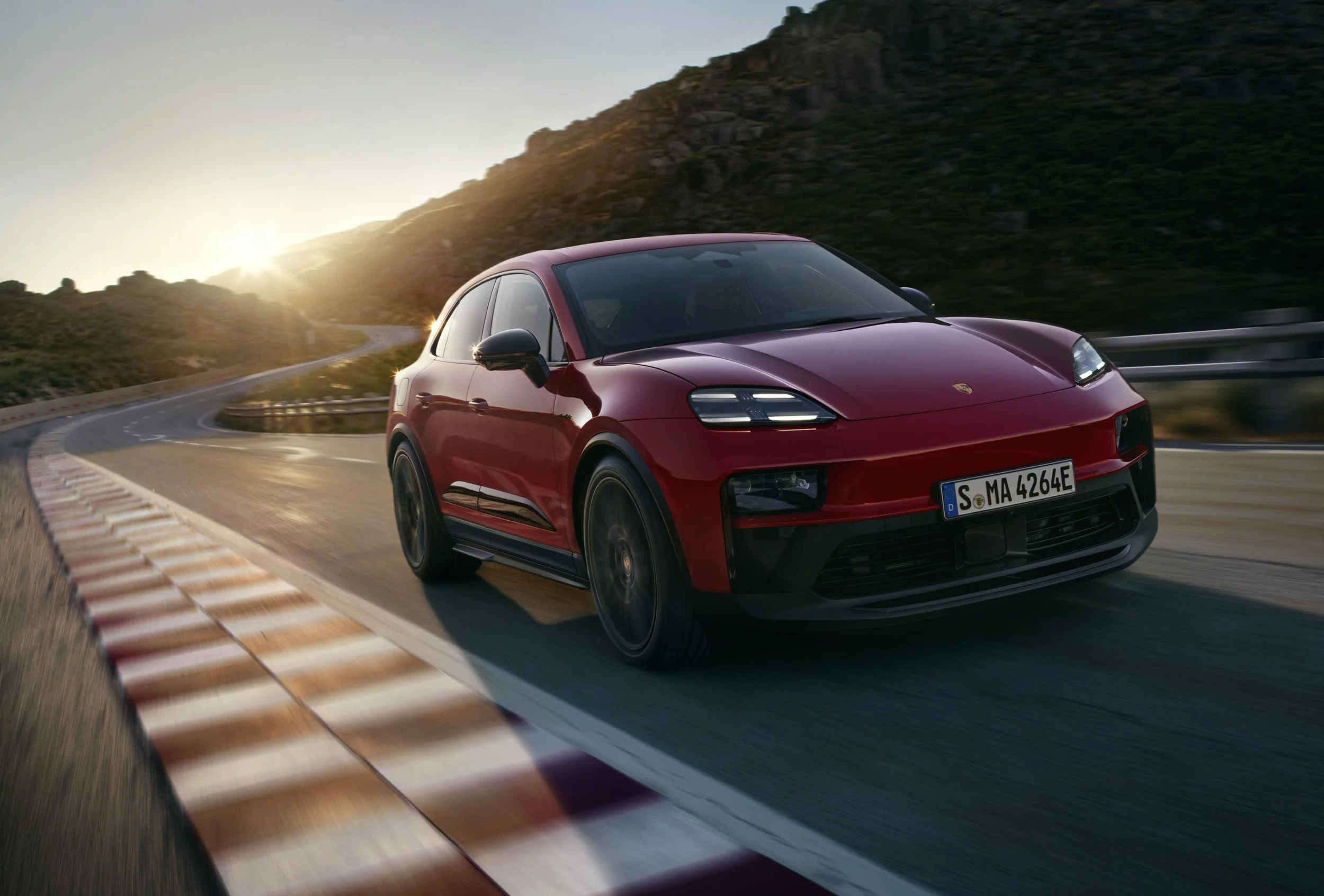 GTS the extra-energised electric Macan