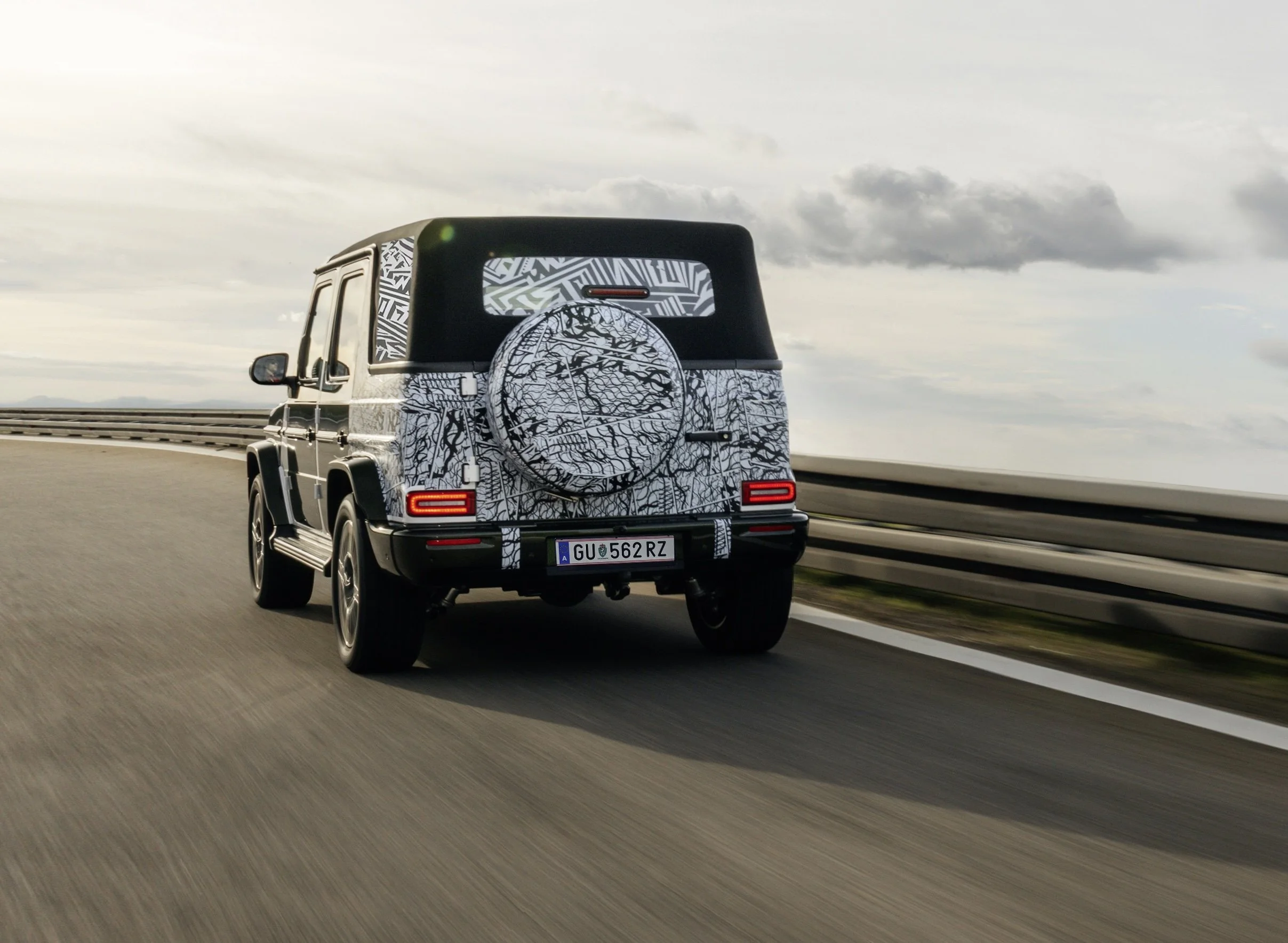 Hard goes soft: G-Class cabrio confirmed