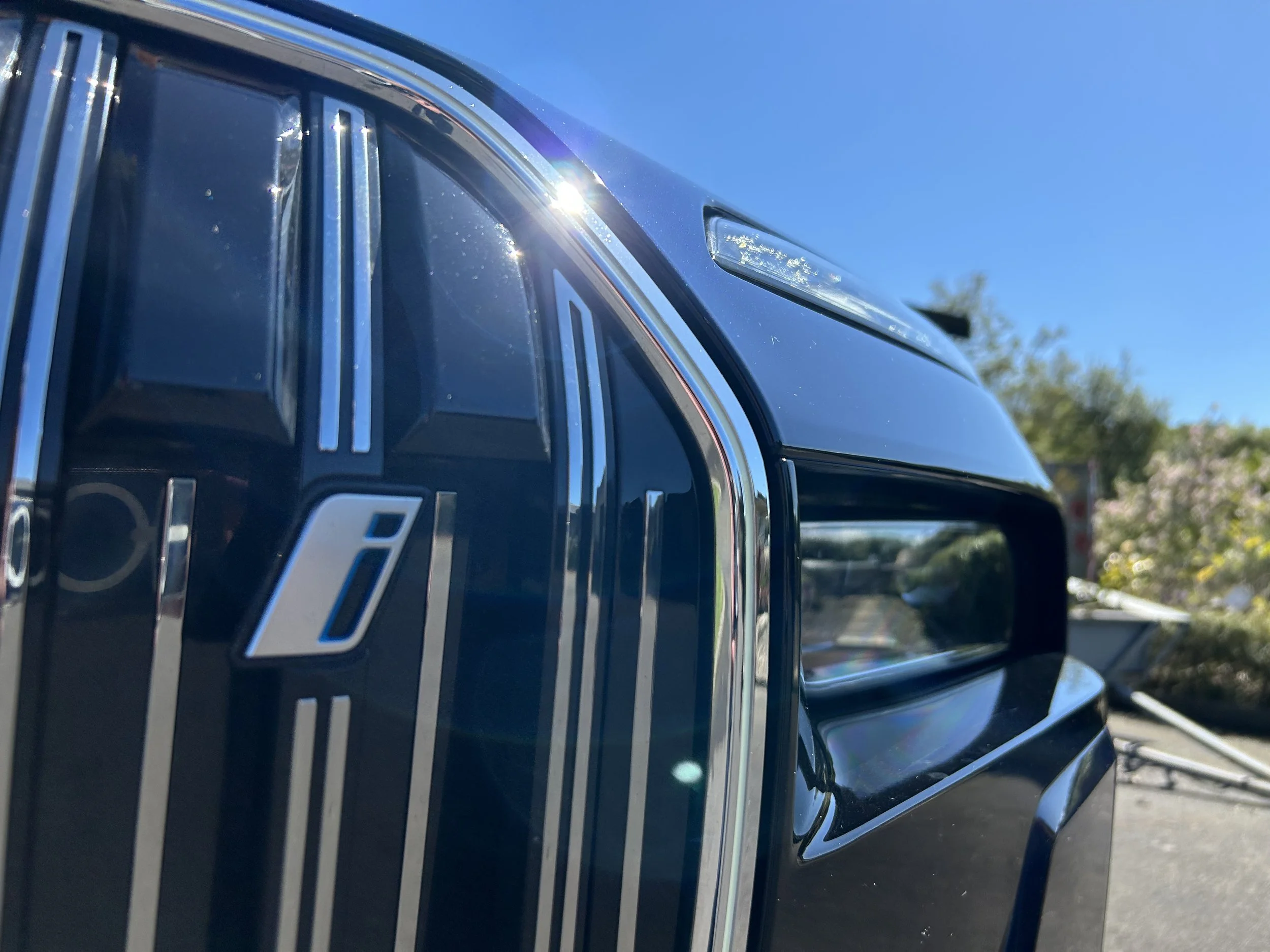 Government VIPs staying Seven sweet - but with electric