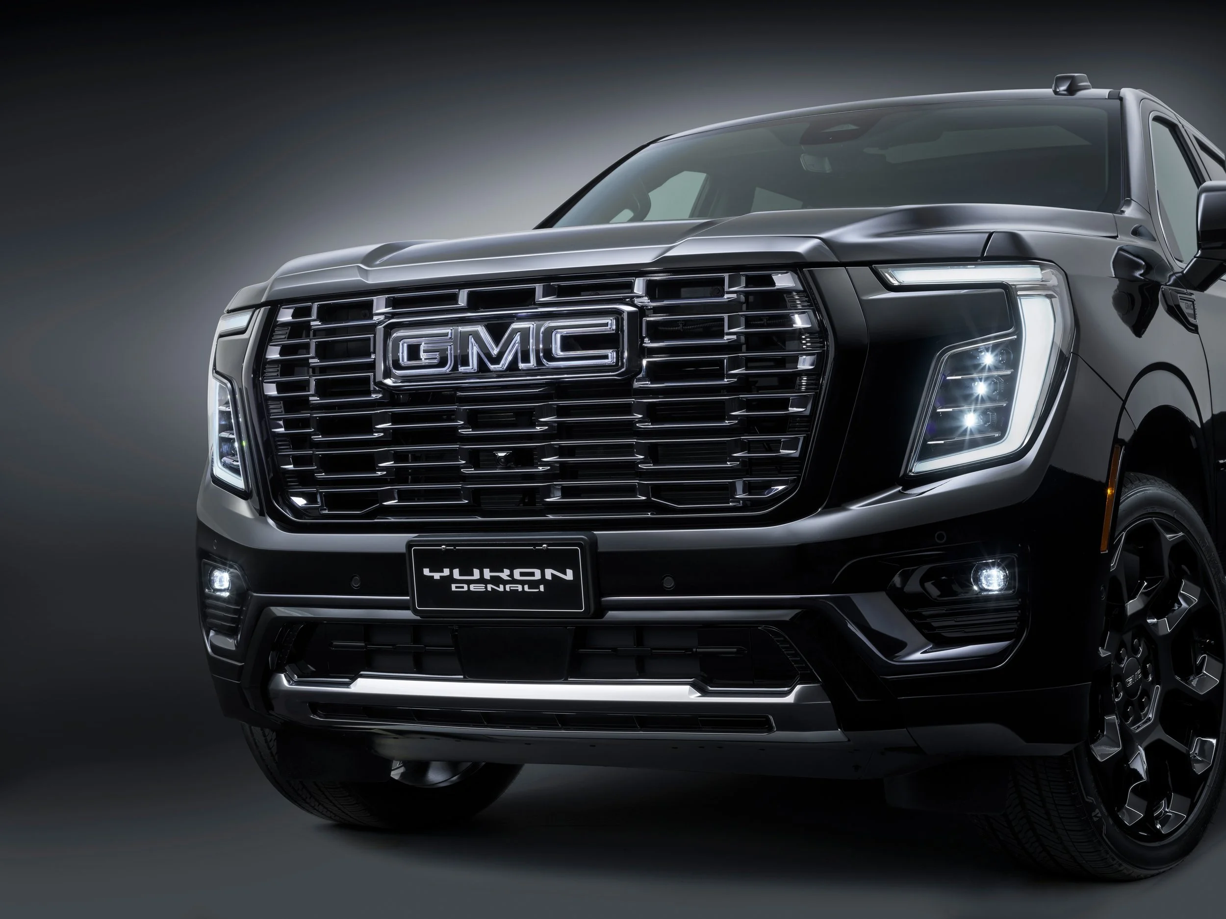 Black marque for GMC big boy