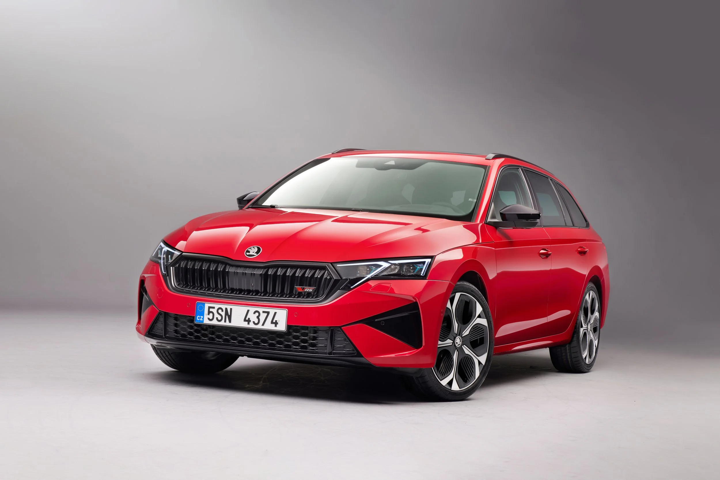 Custom Octavia Freshened look, more kit for Octavia — Motoringnz