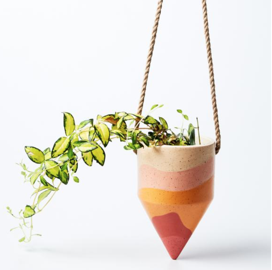 SCAPE HANGER - JONES &amp; CO.