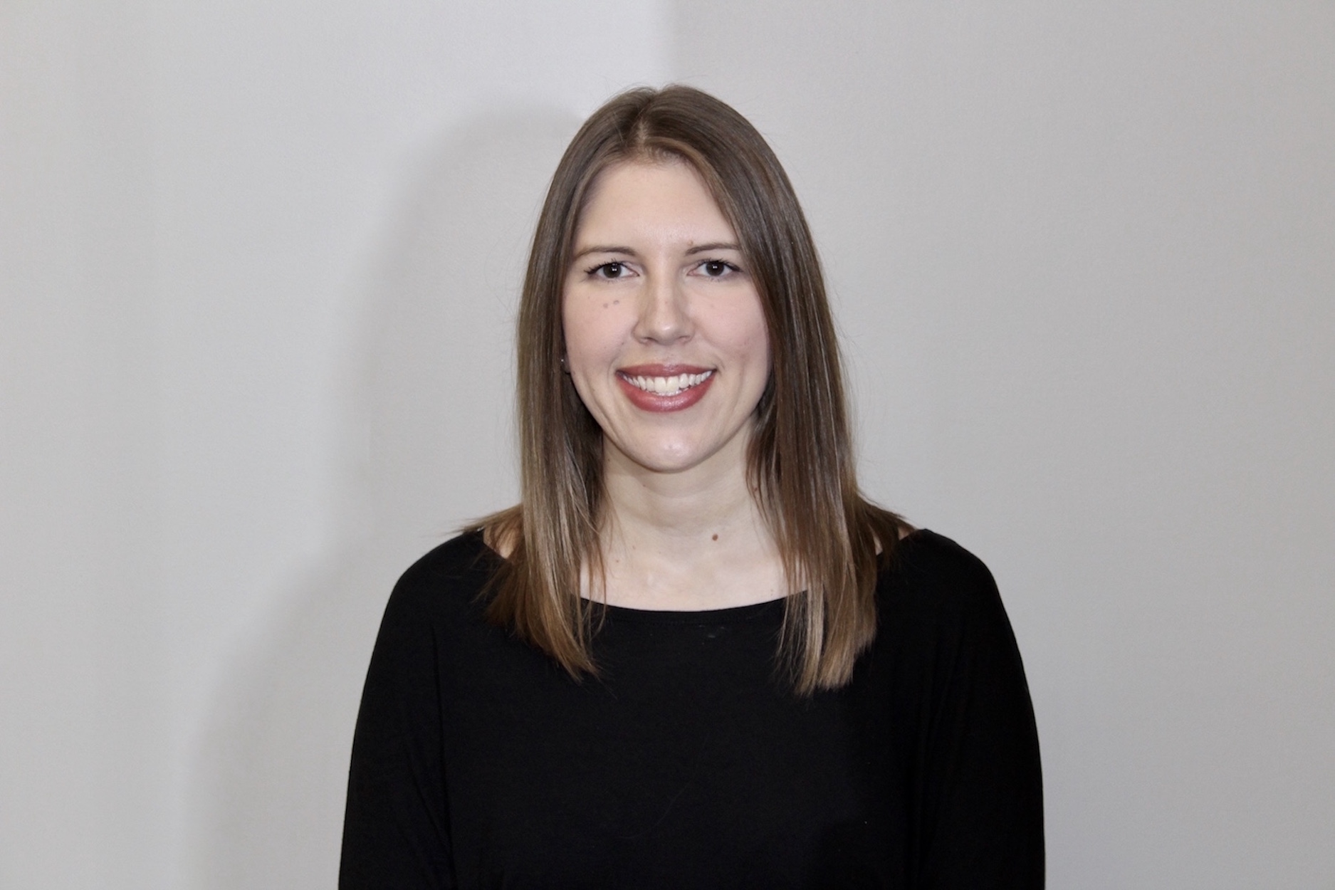 sarah-eby-physiotherapist-headshot.jpeg