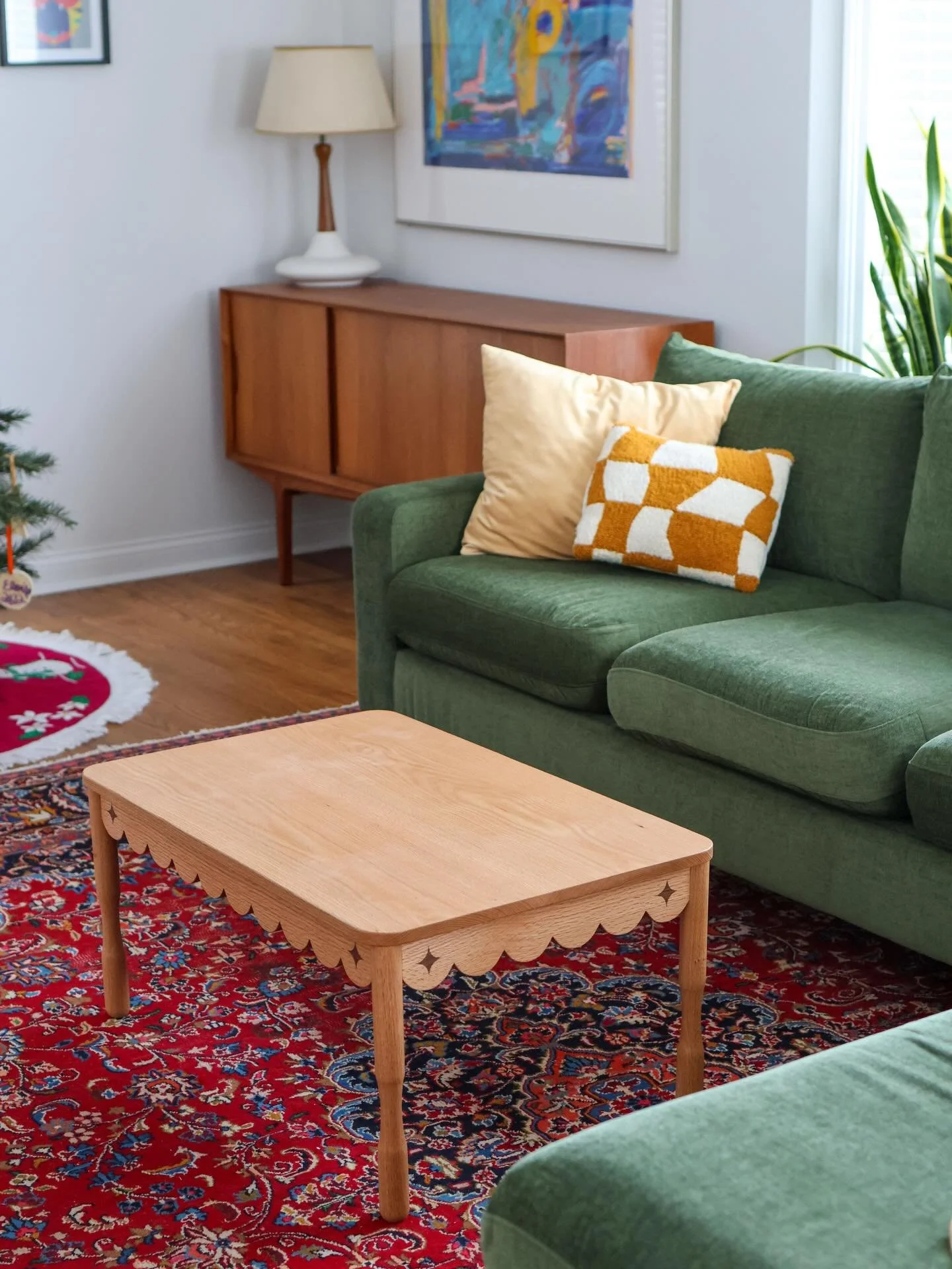 Introducing ✨ ODIE ✨ (little sibling to ODETTE, the scalloped dining table) !  A coffee table or end table to bring some whimsy to your living room. 

We have a New Design Discount available for the first week of introductions. 10% off with code ODIE