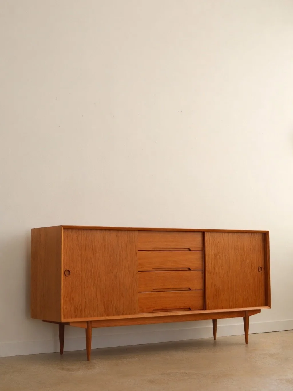 FINN cabinets available in 72&rdquo; ⚡️ 60&rdquo; ⚡️ 48&rdquo; Wide. Seen here in our stained cherry wood which best matches vintage Danish teak. Read more about our Wood Types at the bottom of our homepage. ⚡️ Real hardwood. Quality Builds. Made in 