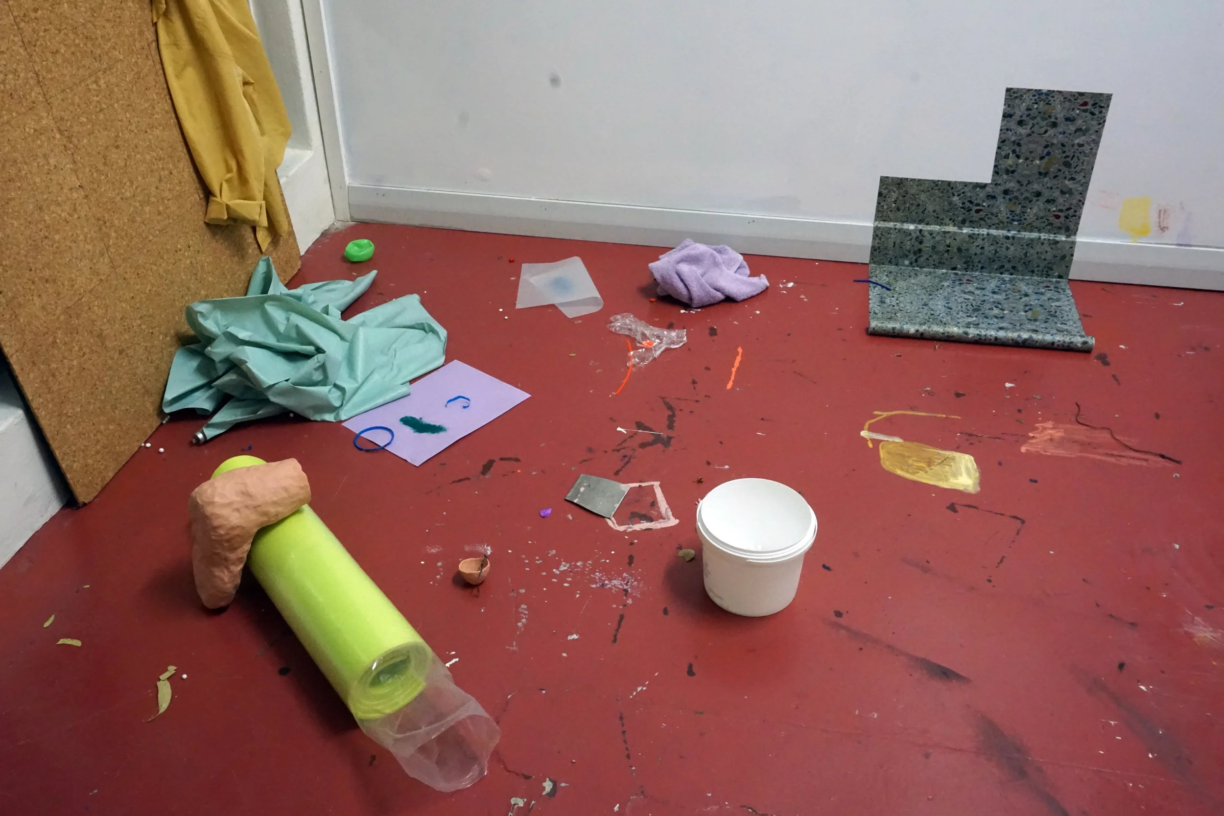 Holly Macdonald’s open studio during her Travelling Artist Residency, 2018. Photo credit: the artist.