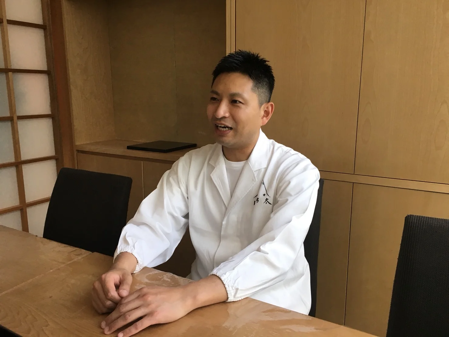 【南青山の10坪店舗 （路面店） 】 つぶれるかも⁉からのミシュラン星、獲得！ 負けサイクルを打破したお店の工夫とは？ いち太の佐藤さんに取材。