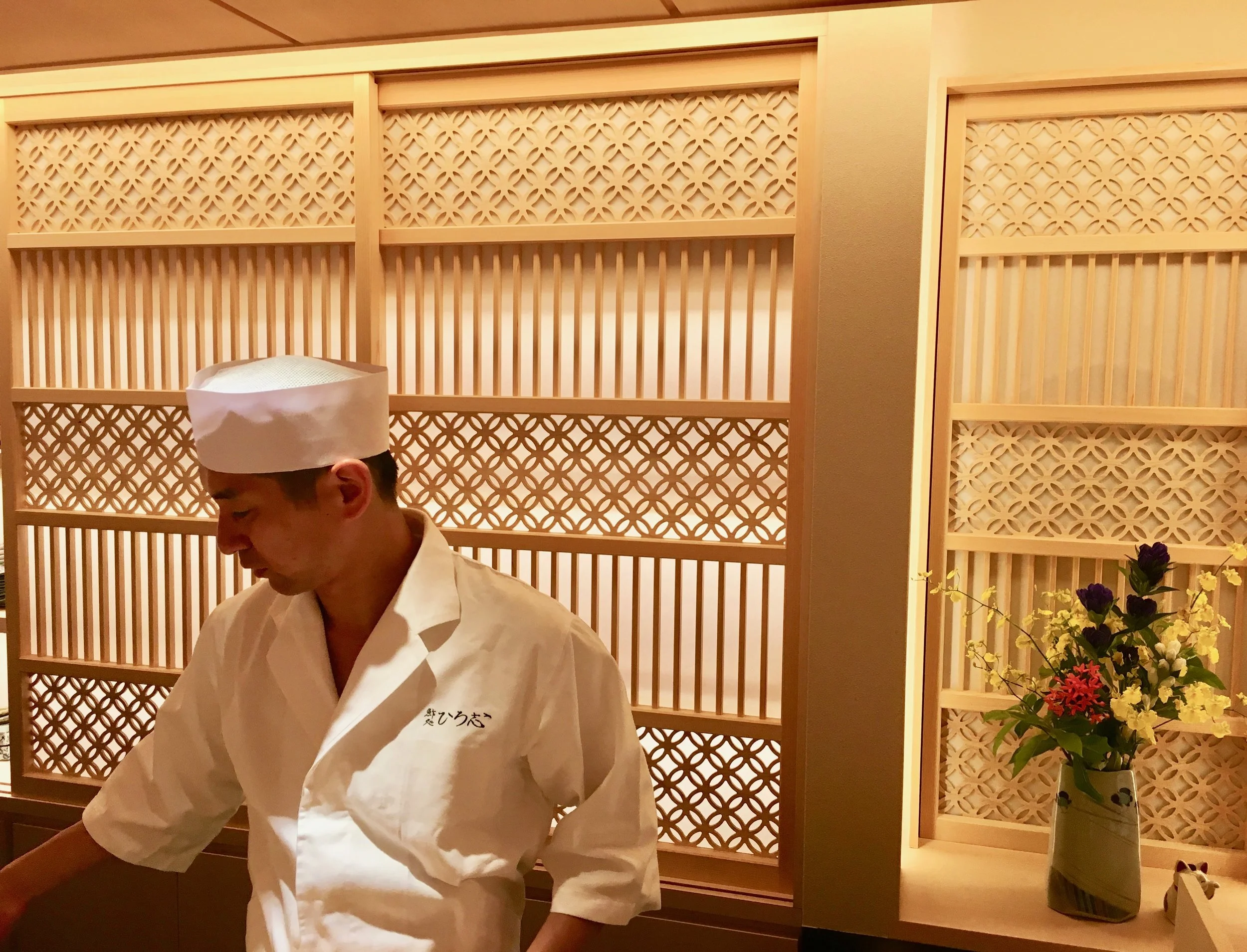 【西荻窪・注目の鮓処10坪店舗 （路面店） 】  ひとりでも商売を続けていく覚悟と、  次世代を育てる夢と展望。そして現在。  「鮓処ひろ志」の小松さんインタビュー続編！【後編】