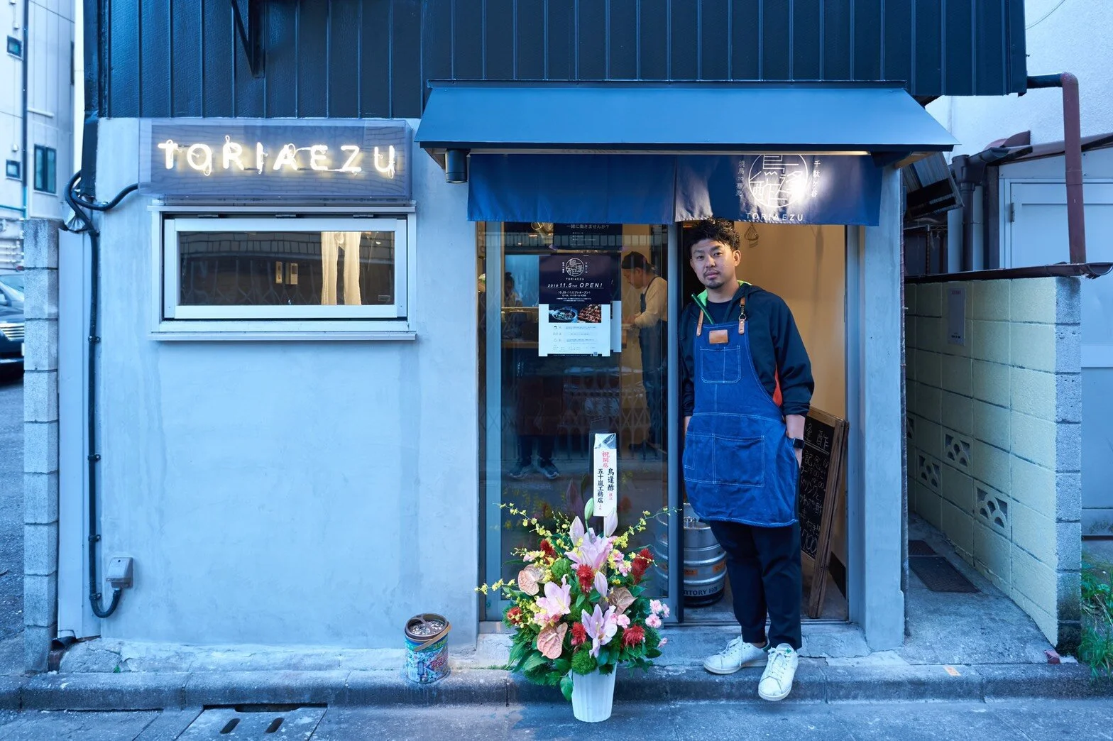 【ダガヤサンドウの10坪店舗 （路面店） 】北参道と千駄ヶ谷を中心としたエリア「ダガヤサンドウ」で、８坪の焼鳥と蕎麦の立ち呑み屋「鳥逢酢」をスタートした林田さんにインタビュー〈前編〉