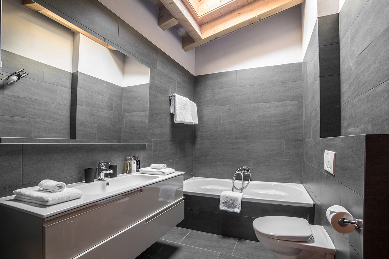 14_Salle de bain 1.jpg