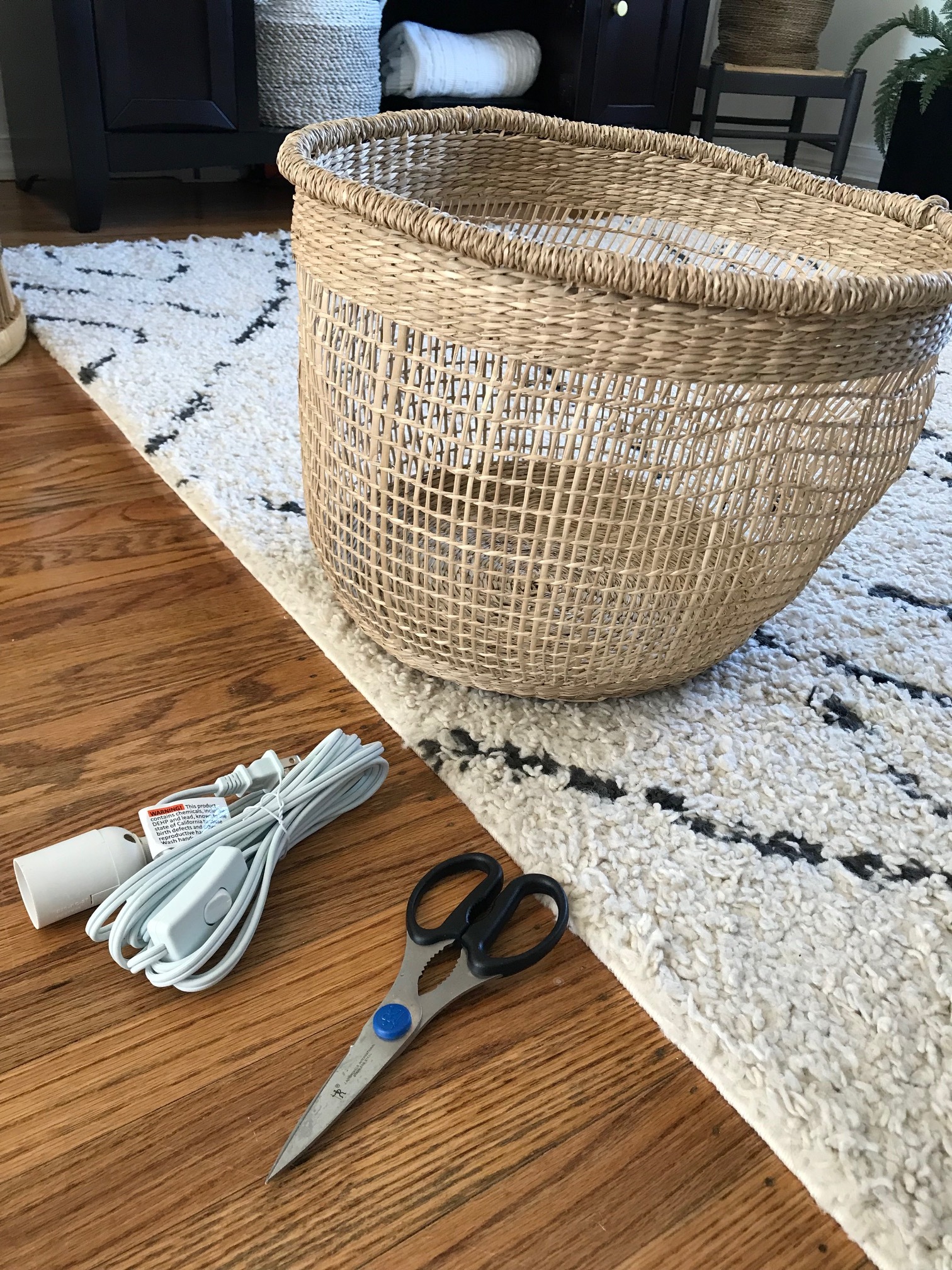 DIY-Boho-Basket-Light.jpg