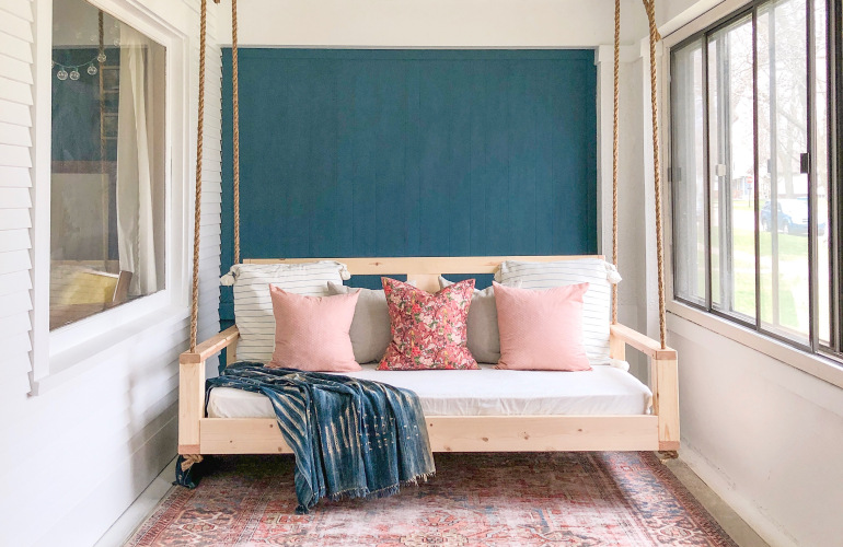 DIY-Bed-Swing-Holland-Avenue-Home.jpg