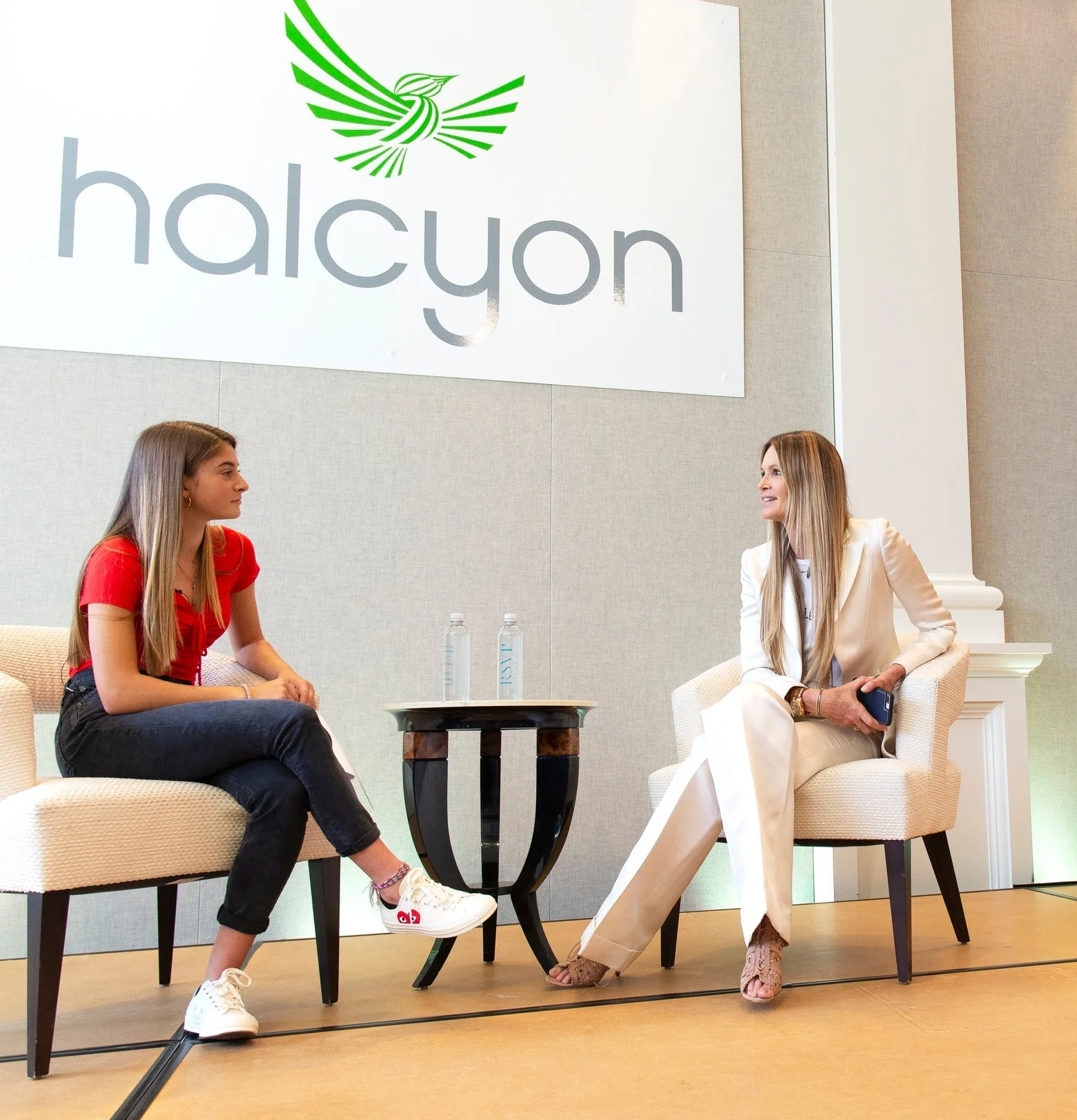 19 Summit Girls Who Start