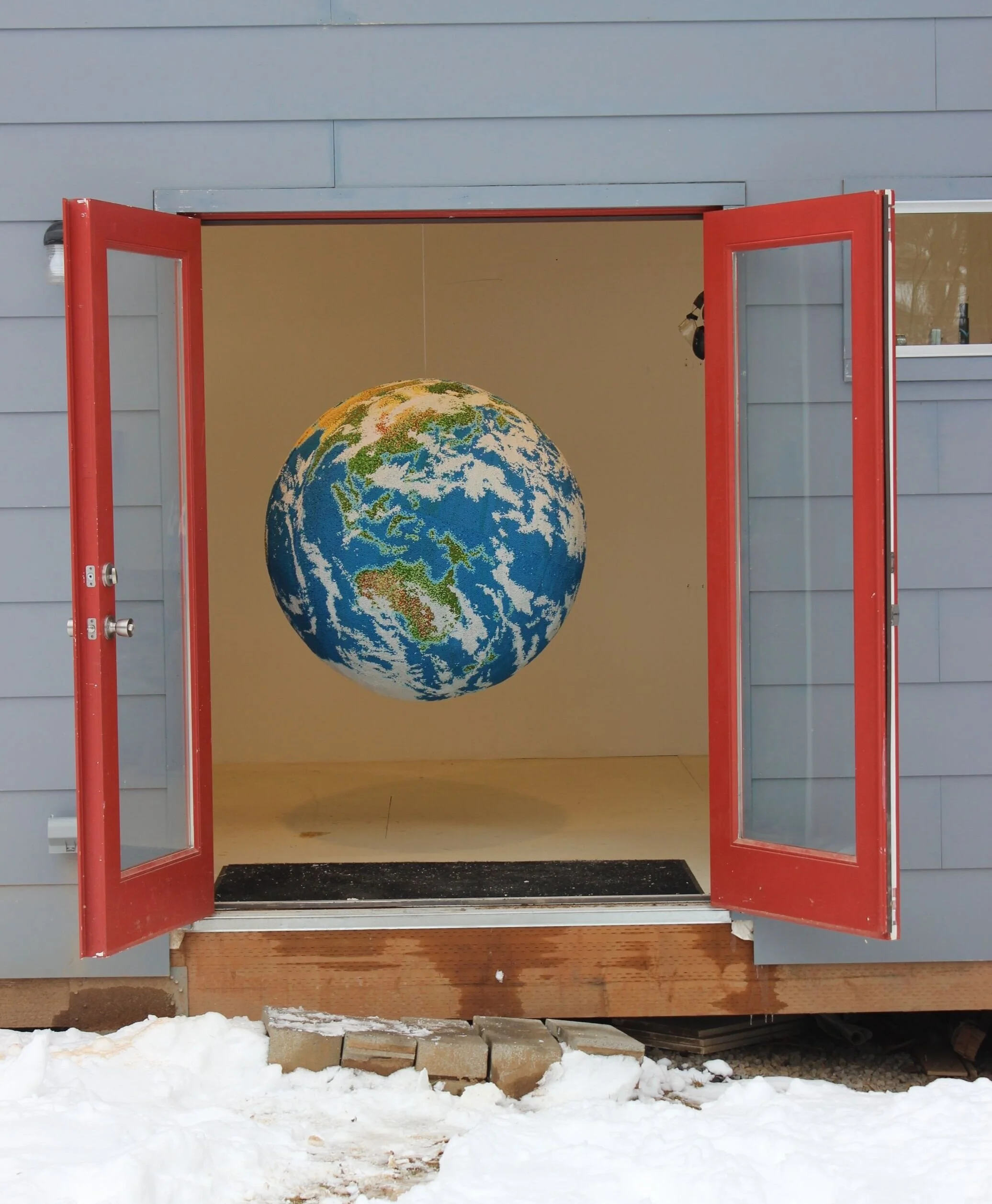 Globe.jpg