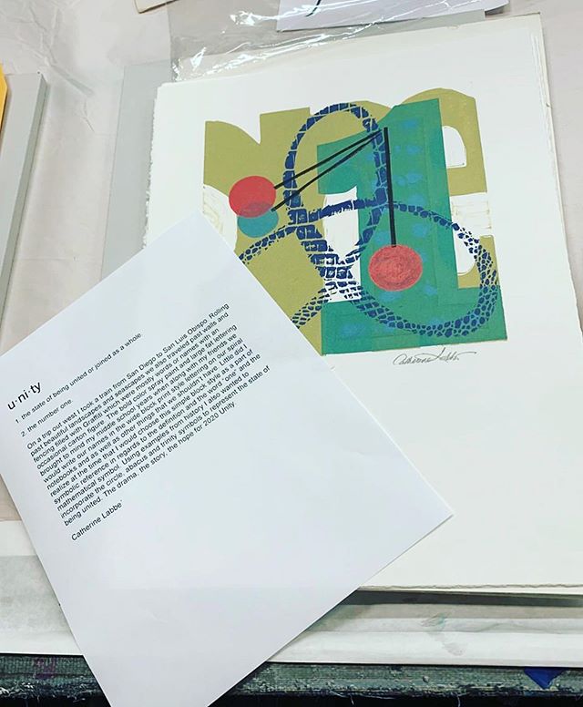 The first PRINT EXCHANGE for the CPC! Thanks so much for coming to our print exchange  @danielle.fontaine.artist - and thanks for the pictures! ・・・
REPOST: It was fun watching the members of @contemporaryprintcollective get ready for their first prin