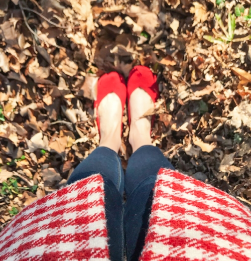 OESH Shoes is a woman-owned, locally-based business that creates footwear designed exclusively on principles of peer-reviewed medical science.