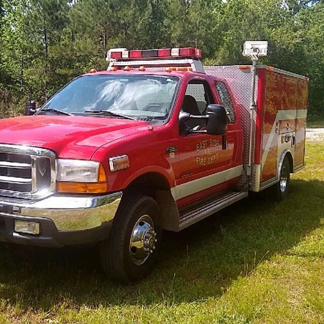 Delivered today. We completed this refurb of a 1999 F250. The strobe system was upgraded to TecNiq K70s and K90s. The scene lighting was upgraded from Halogen to TecNiqs Hi output K90s. The strobe bar was replaced with a Feniex GPL.  The strobe syste