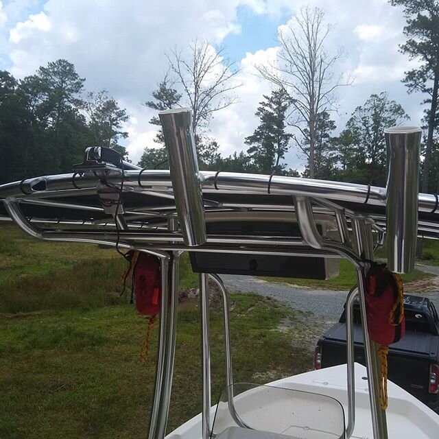 And then there were none. This project started out with 3 rod holders( the 4th was ripped off) to none. Big shout out to Brandon and Rob with Deep River Fab Lab coming in with the aluminum welding. Great guys and a great team. This boat will start ge