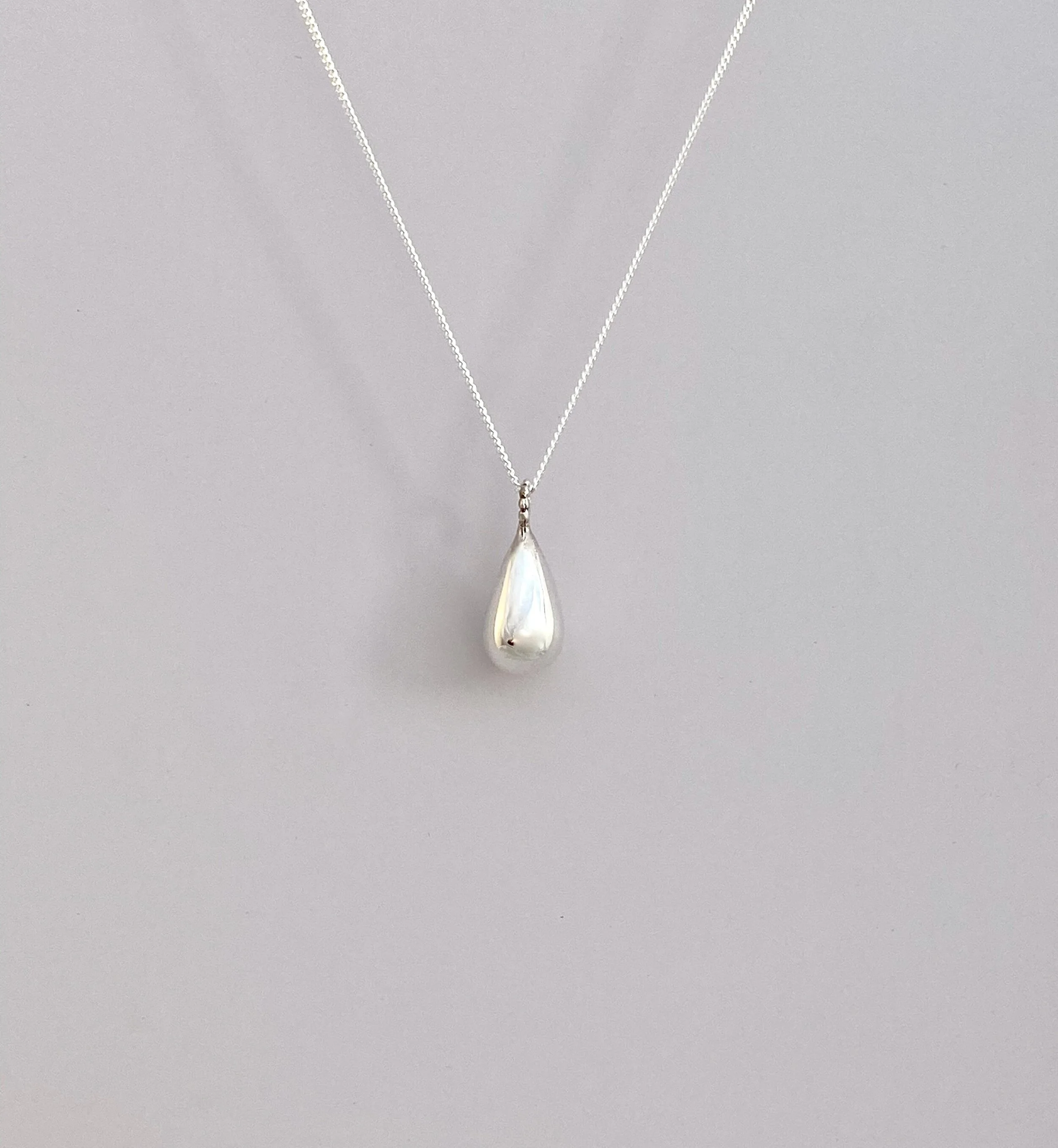 teardrop pendant