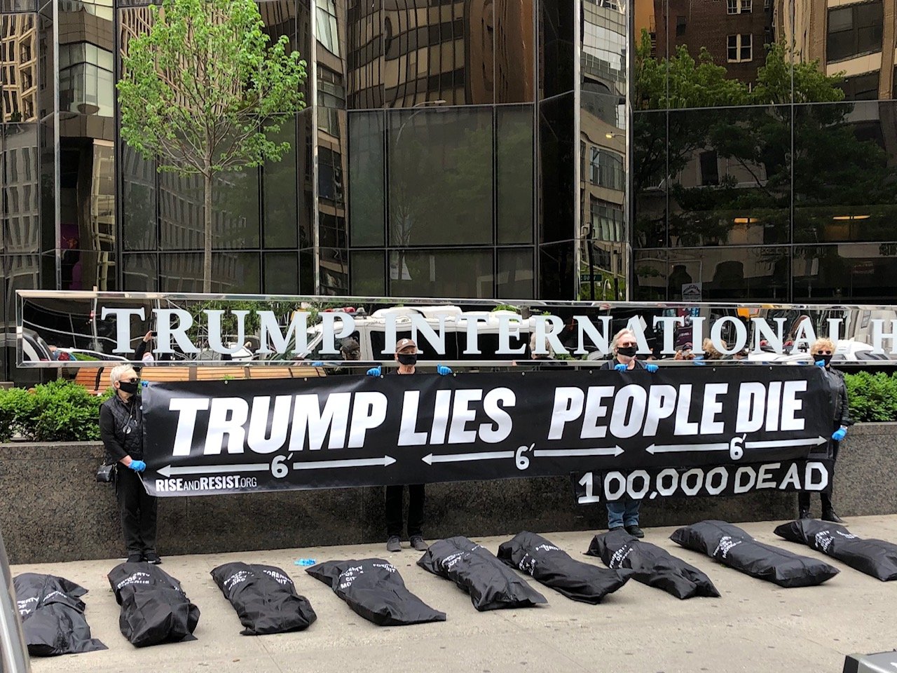 100k body bags.jpg