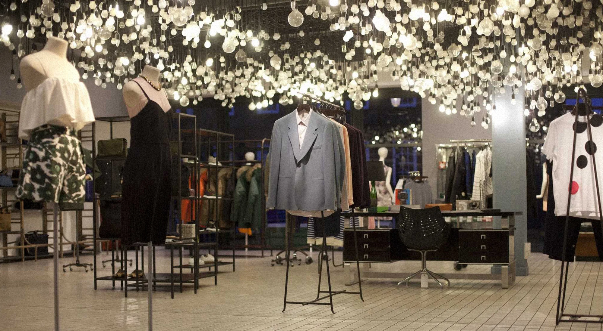 Toile Interior 2.jpg