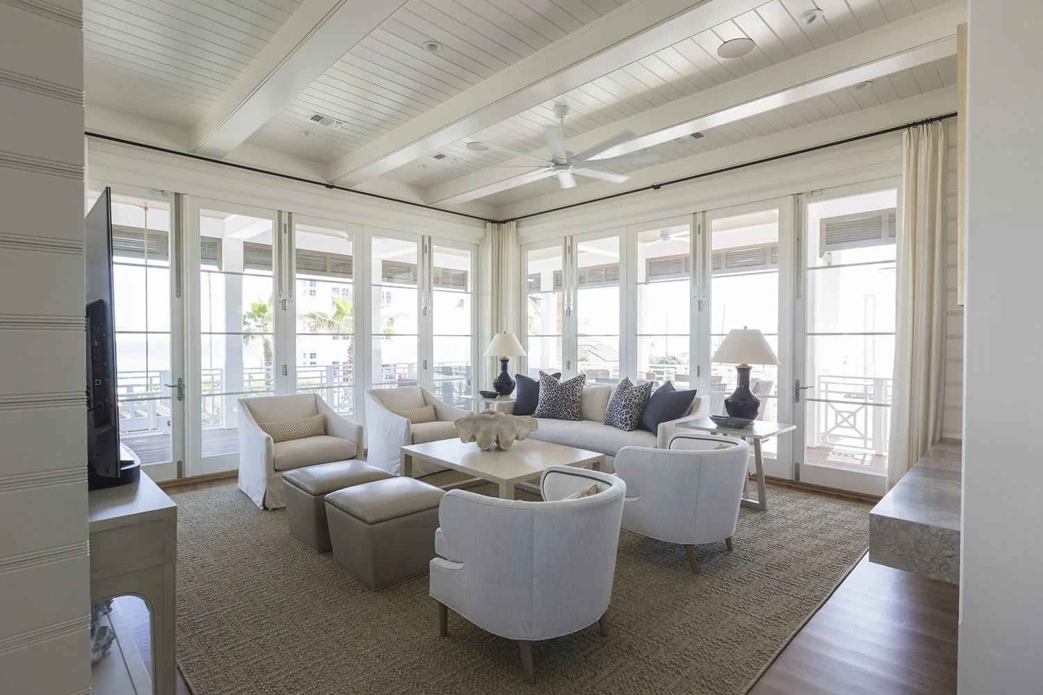 15-292Pompano.jpg
