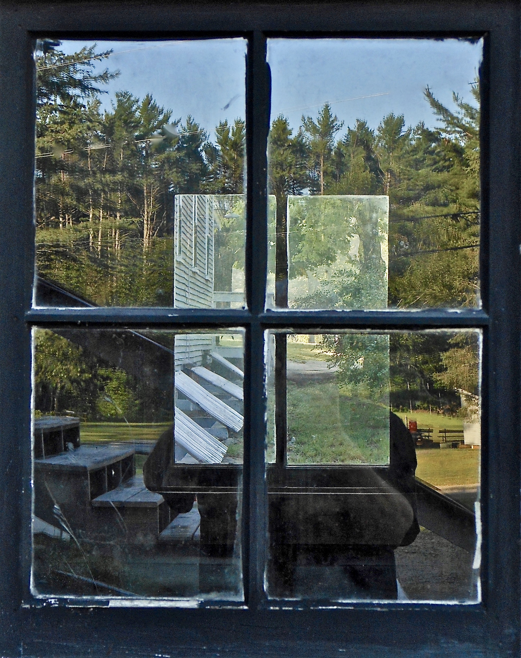 "Inn Windows"