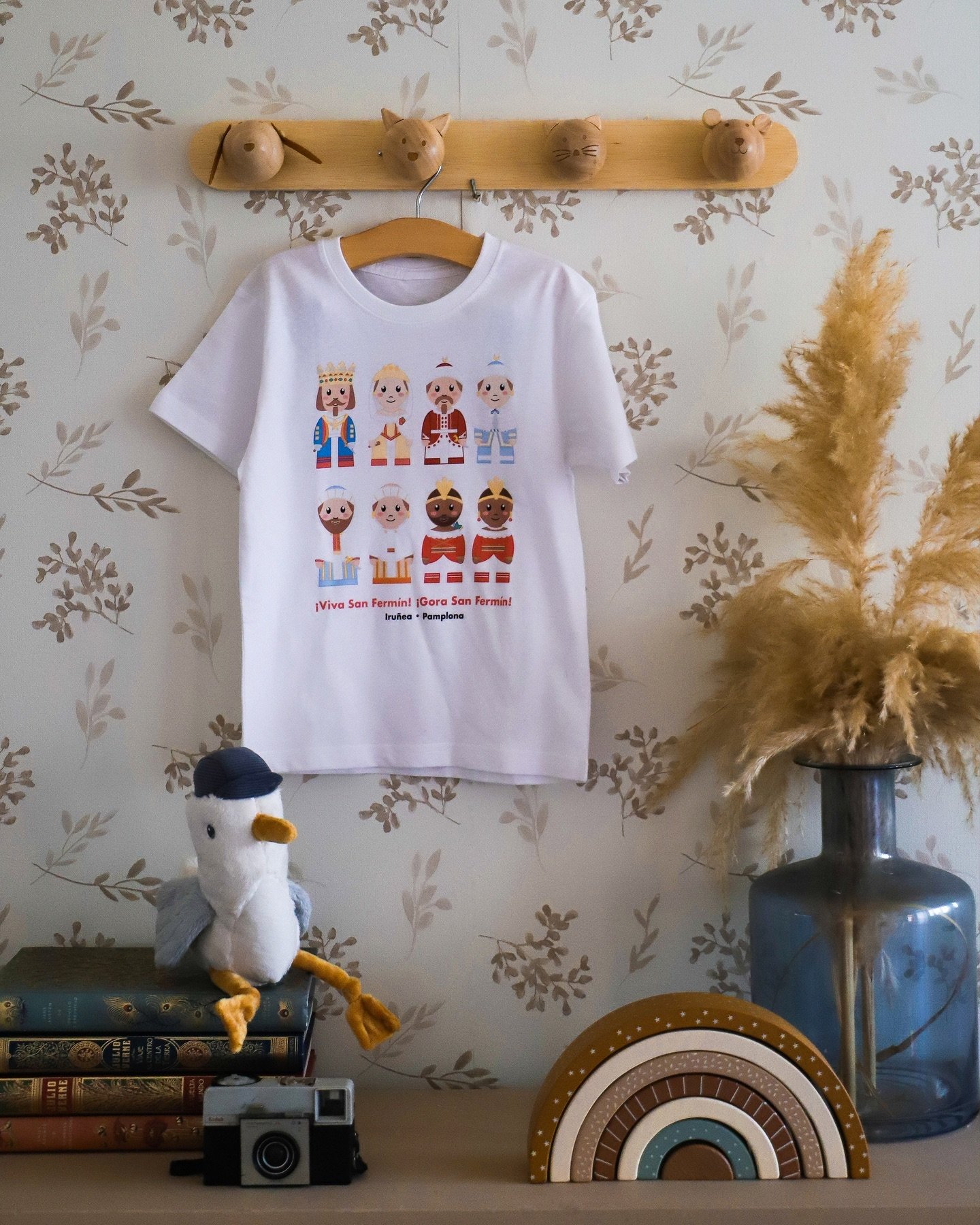 🔴NUEVO!!🔴

Ya est&aacute;n disponibles en la web las camisetas infantiles de San Ferm&iacute;n 🥹 Hay varios modelos que podr&aacute;s descubrir en www.thekiwikids.com o en @inarijun . Algunas tallas ya est&aacute;n agotadas, pero repondremos estos