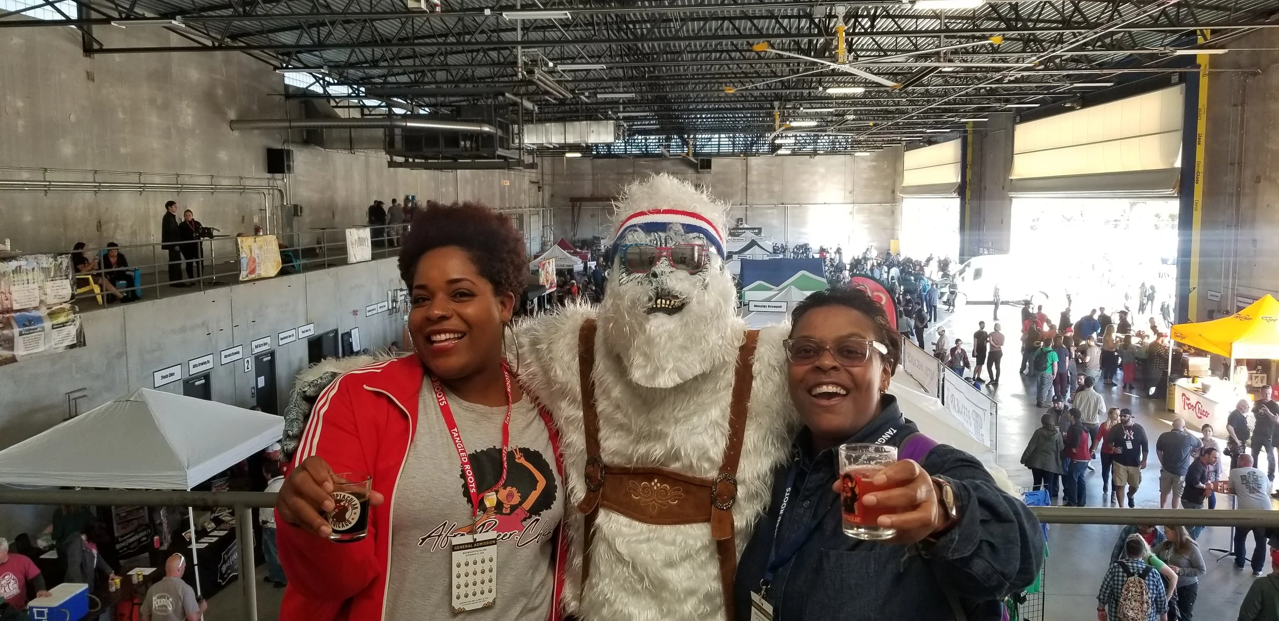 Ran into the Fest Yeti and one of my IG friends blackandbrewchicago