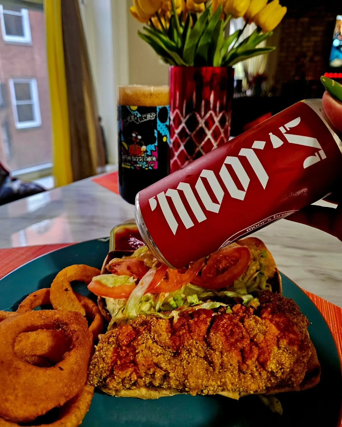 Hooked up Game Day Dinner...paired with Moor's Imperial Porter..

Lol yeppp I said Porter 🤣🤣🤣

#afrobeerchick #beerstagram #beersofinstagram #craftbeer #craftbeergirl #beergirl #beergirlsofinstagram #drinklocal #radvocate&nbsp; #untappd #beershare