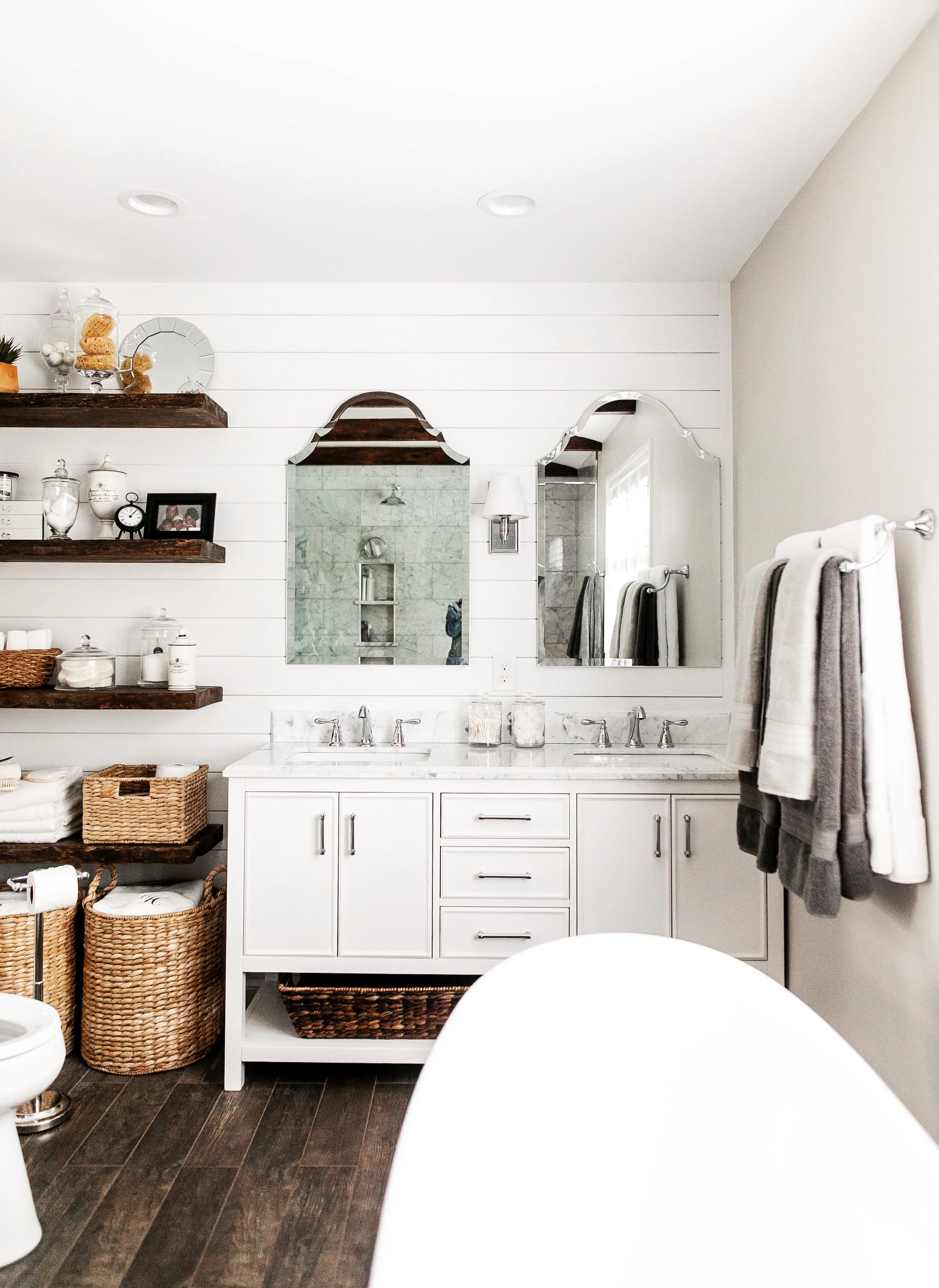 THE HRYNKOW MASTER BATHROOM