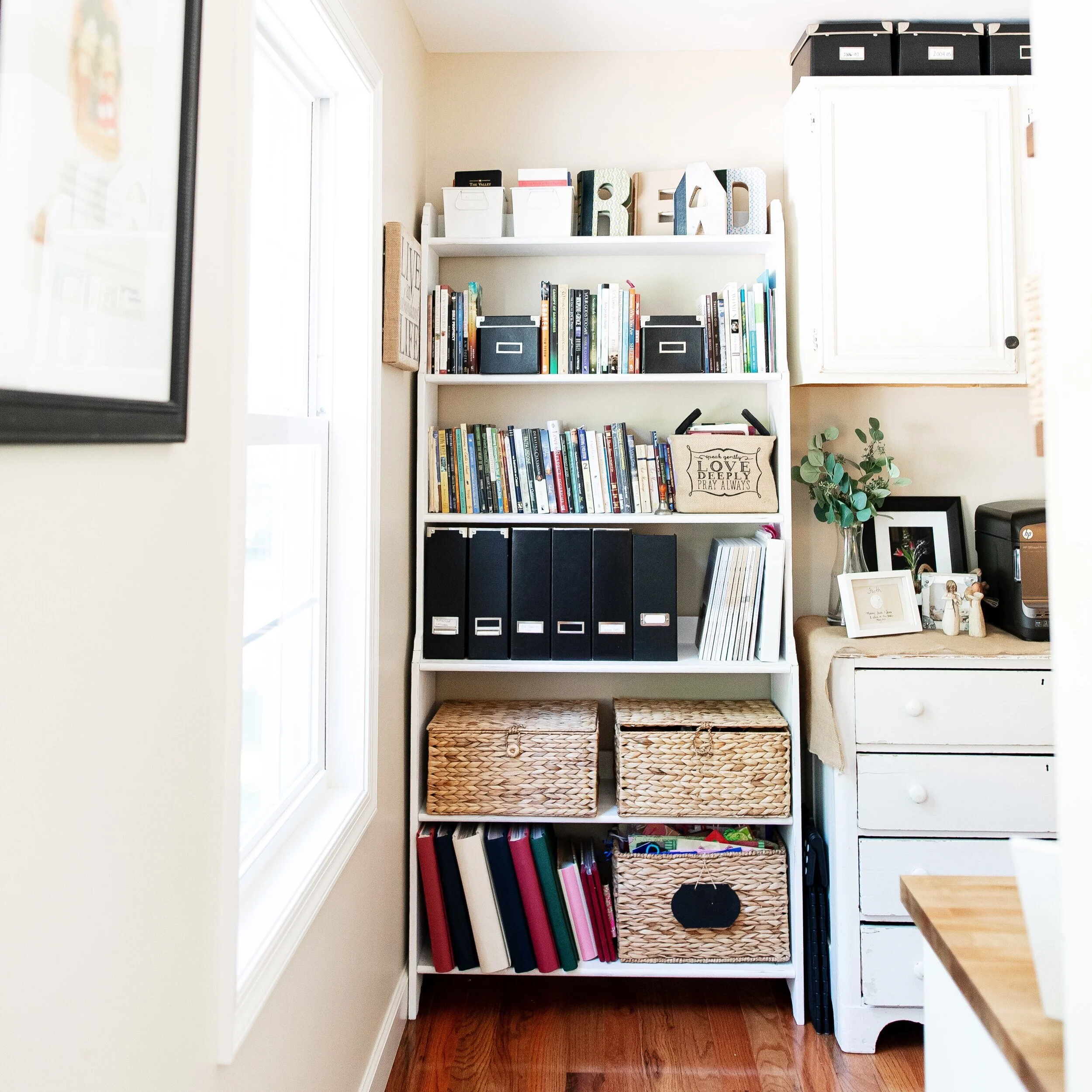 THE DAVIS HOME OFFICE