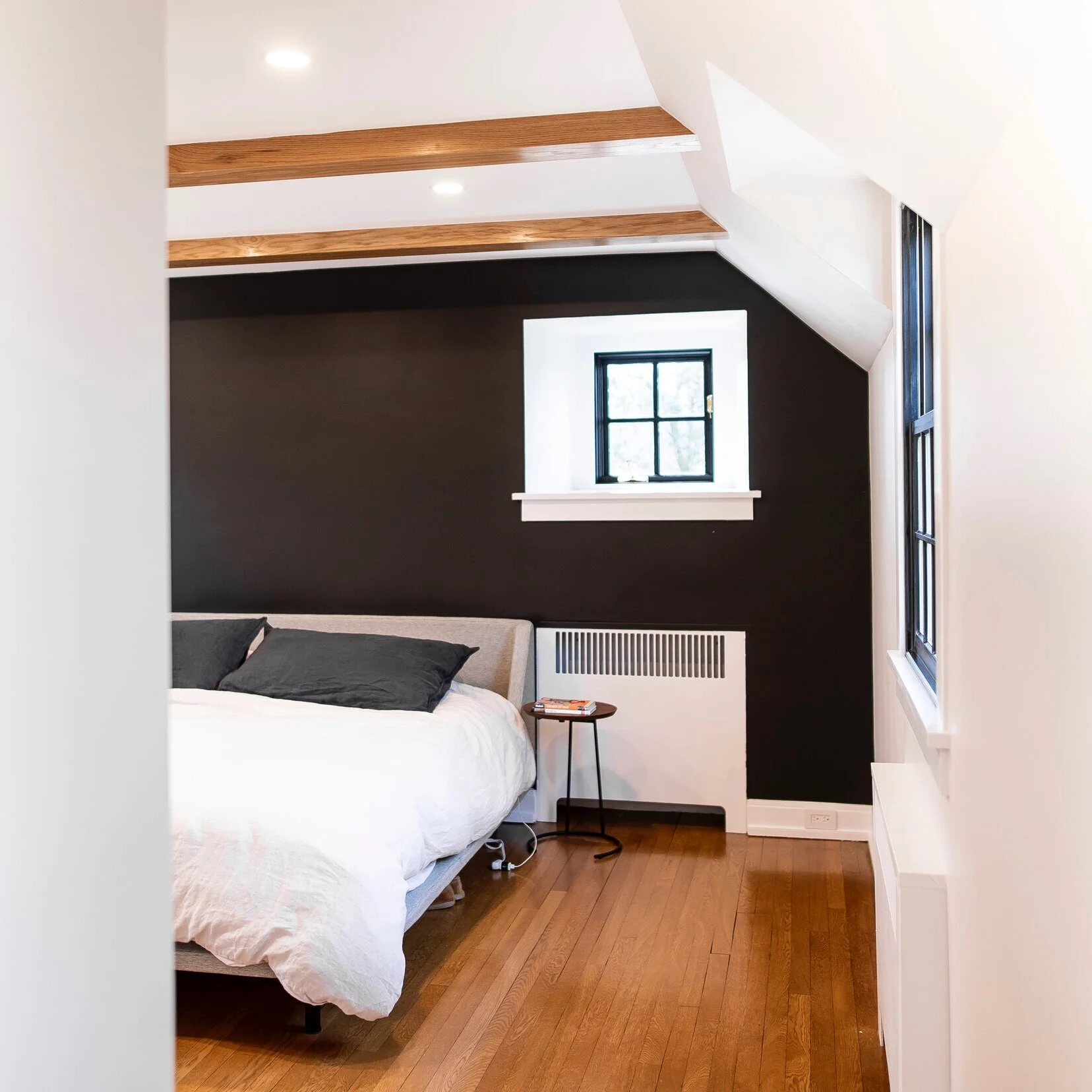 THE JACOBSON HOME MASTER BEDROOM &amp; BATHROOM