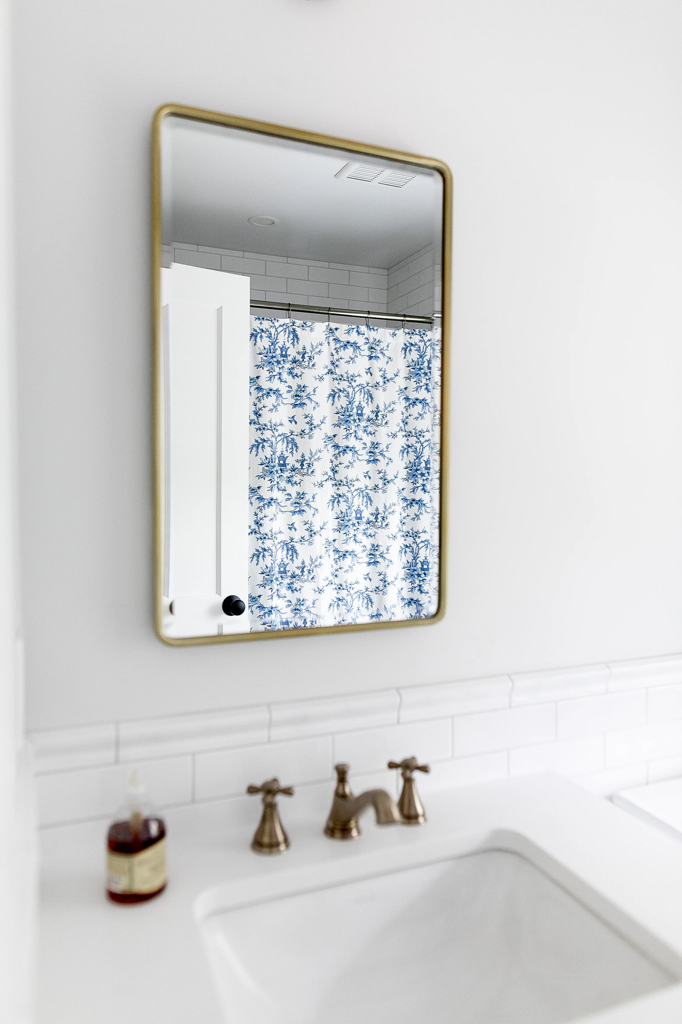 THE WINIG HOME BATHROOM