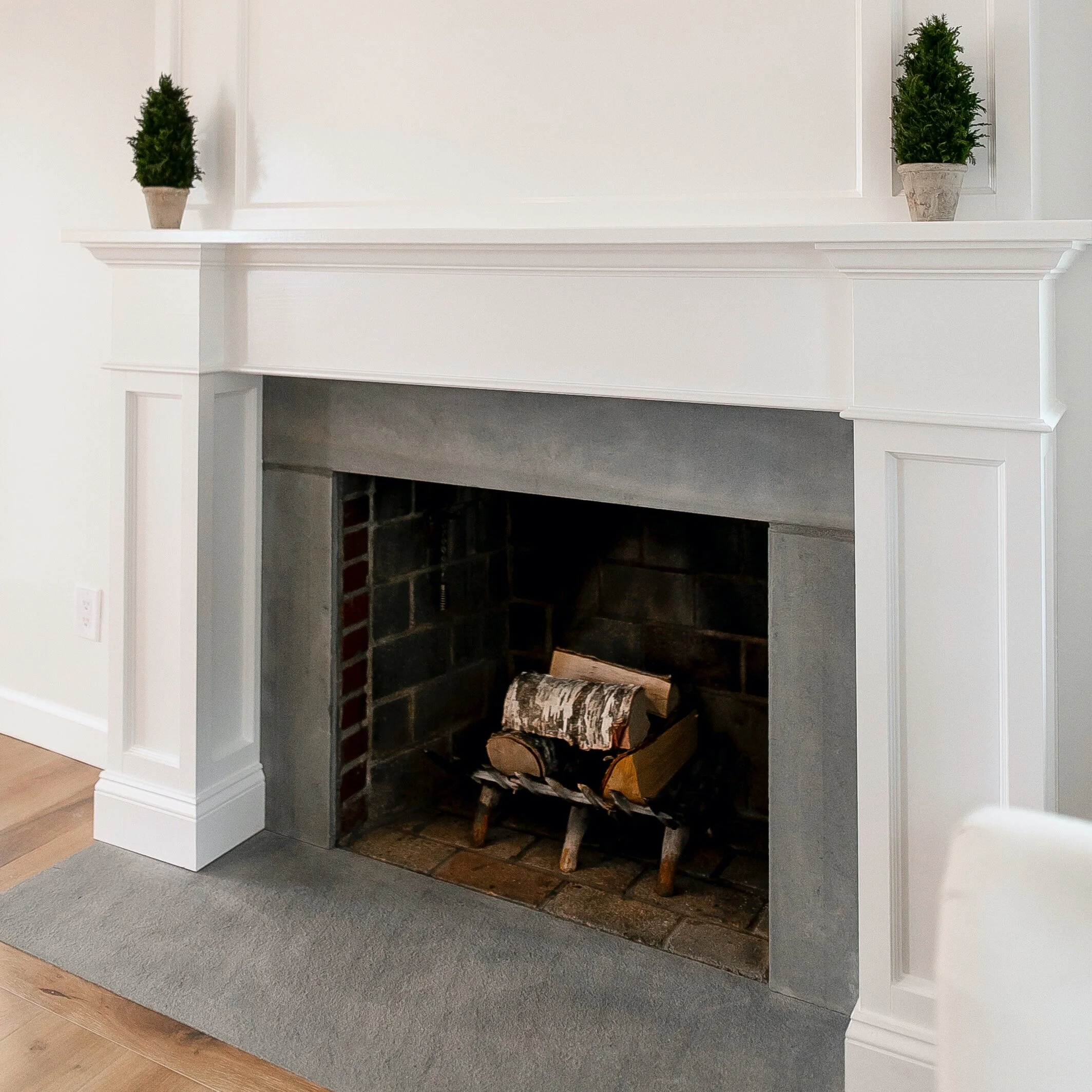 THE WINIG HOME ENTRANCE